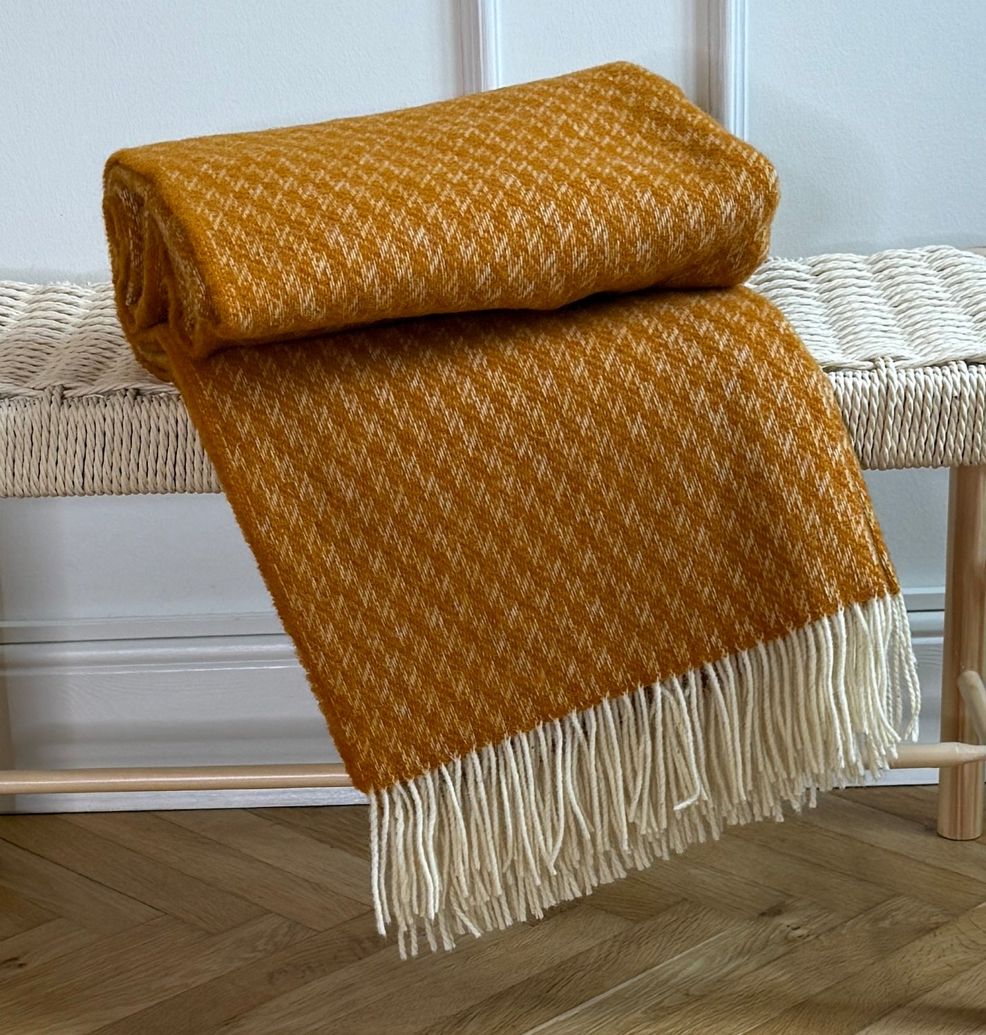Uldplaid i 100% newzealandsk uld - Mustard Gul m. mønster