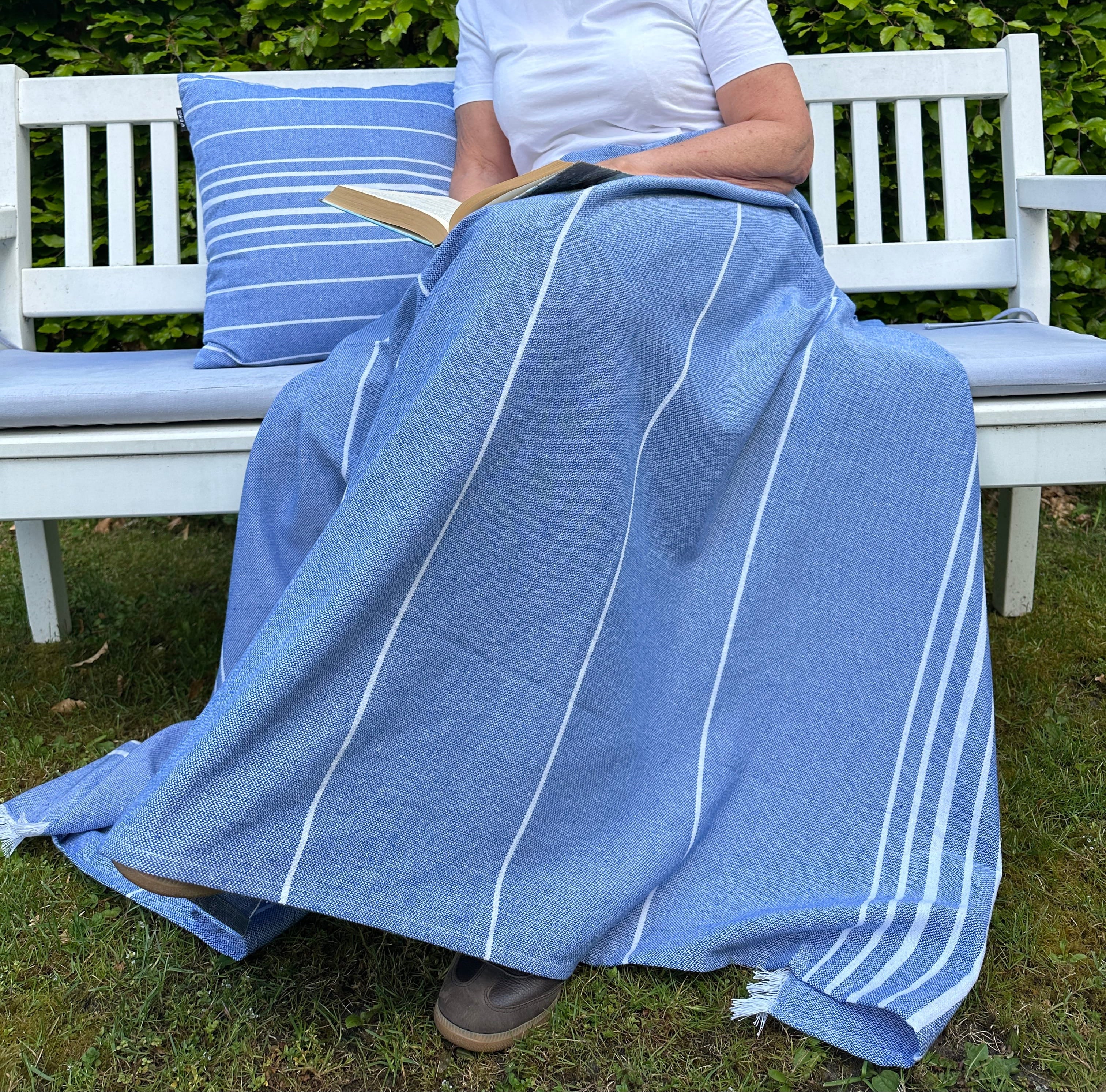 Sommerplaid i bomuld - Blå Tiseco