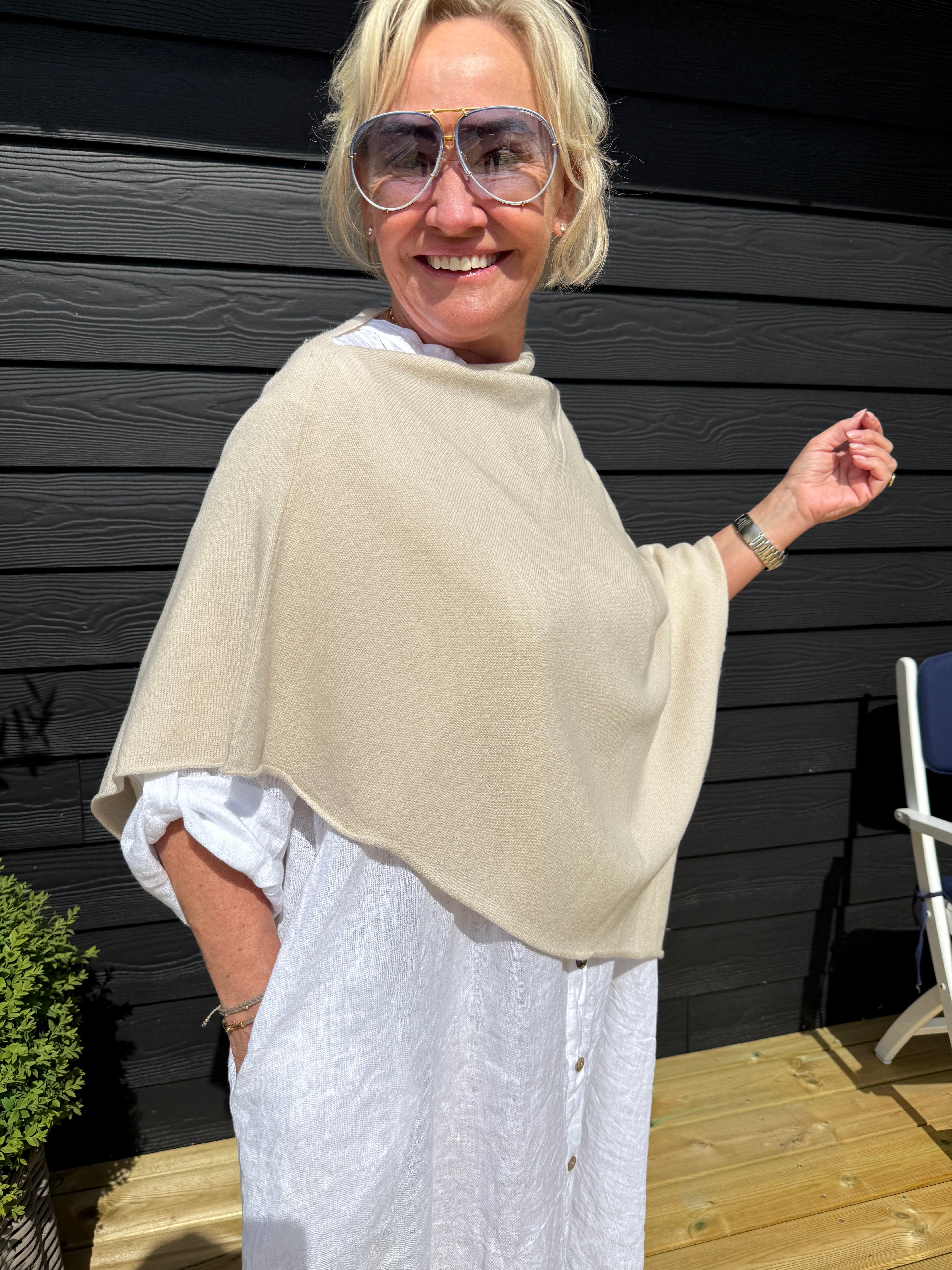Poncho i 100% cashmere - Sandshell Uldplaiden.dk