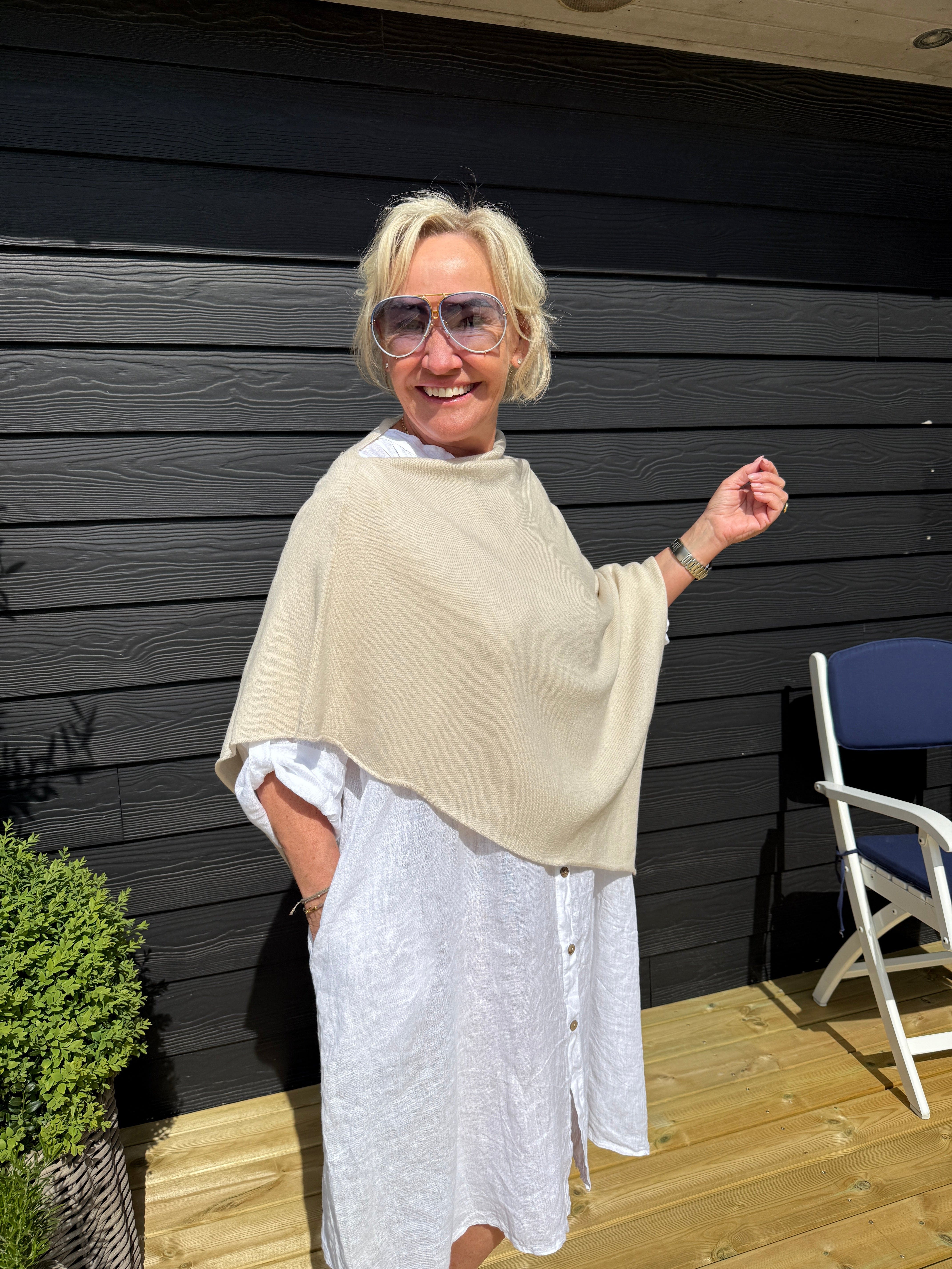 Poncho i 100% cashmere - Sandshell Uldplaiden.dk