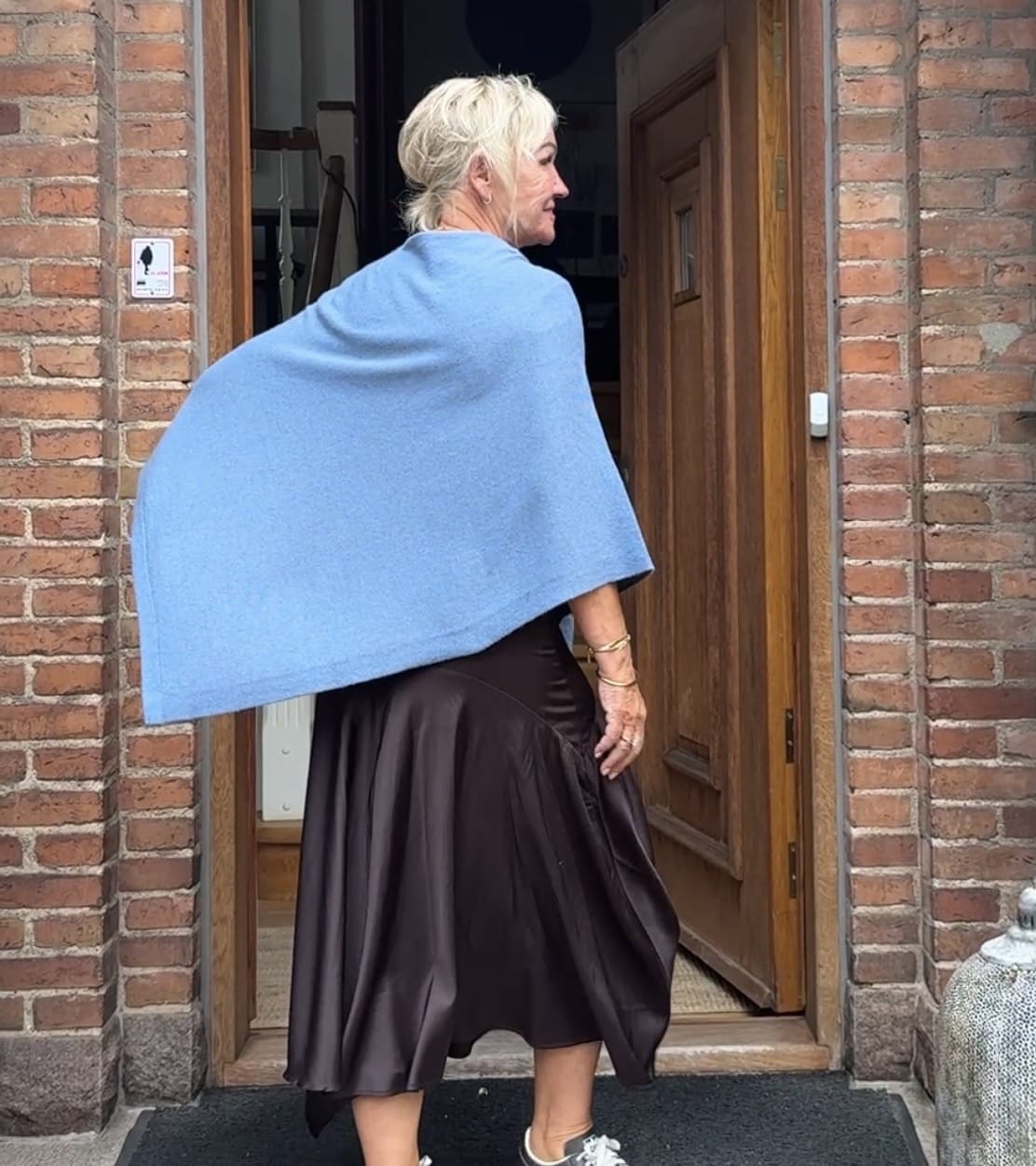 Poncho i 5% cashmere - Denimblå Uldplaiden.dk