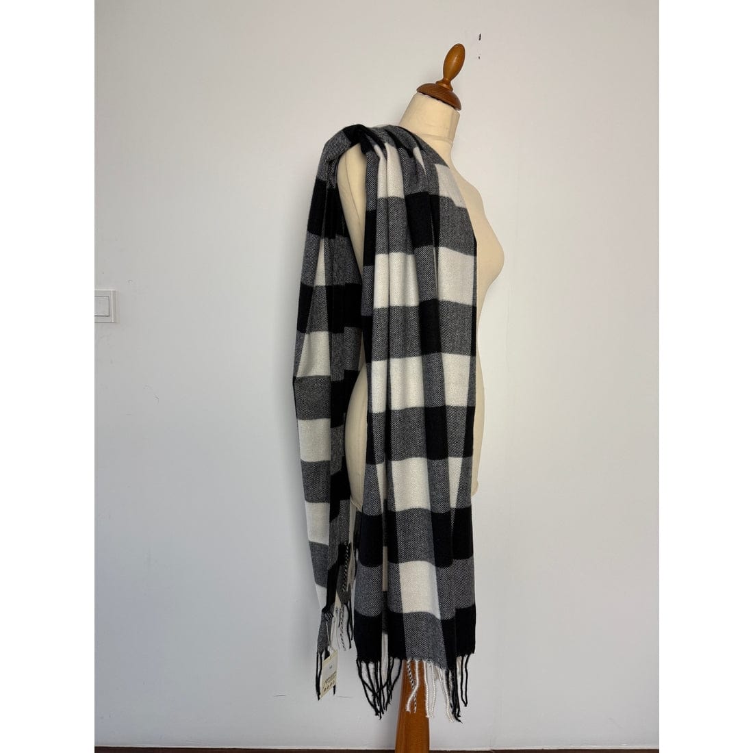 Sjal i uld - Sort/hvid ternet Uldplaiden.dk