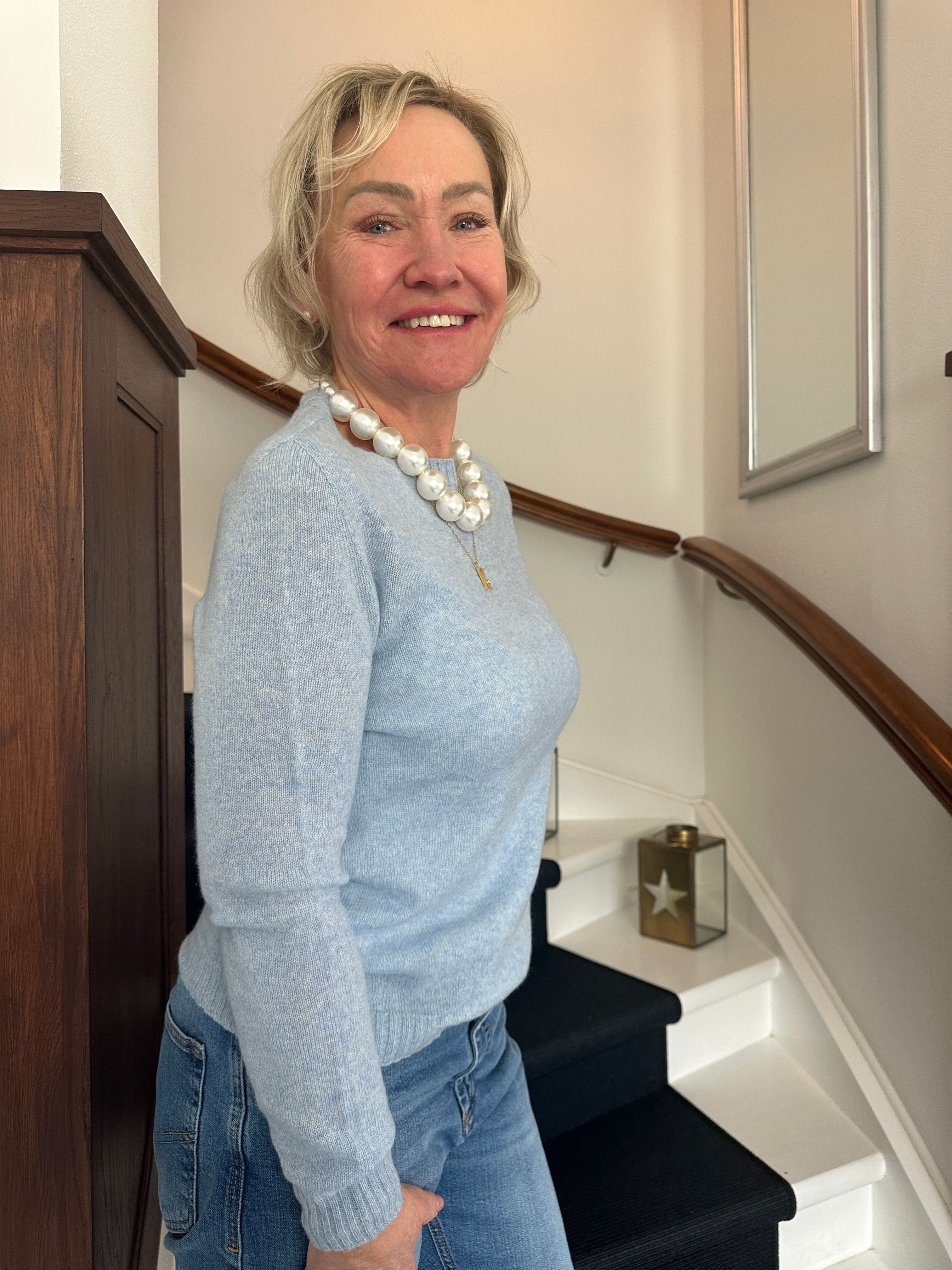 Trøje lyseblå i 100% cashmere trøje Uldplaiden.dk