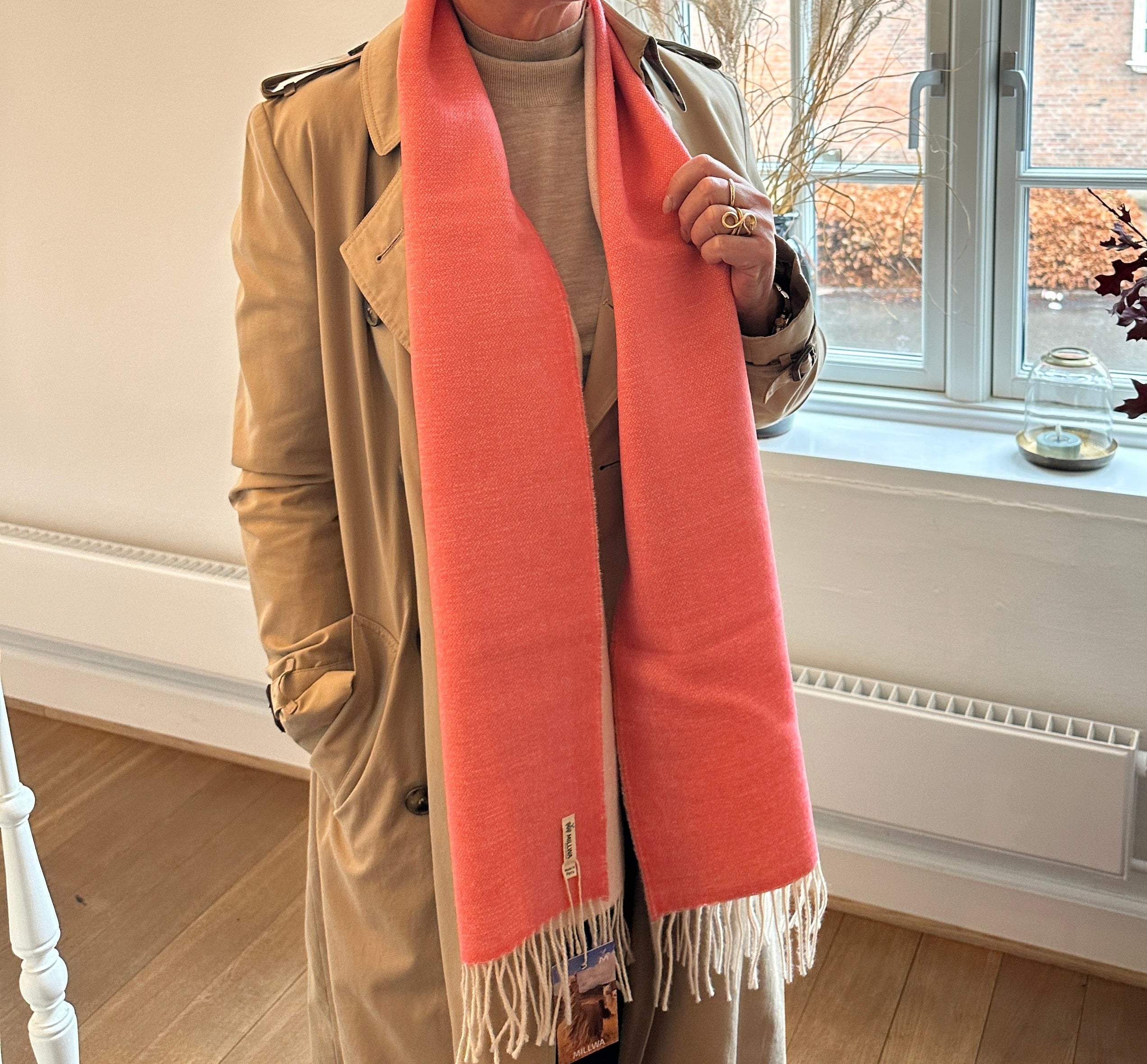 Halstørklæde i 100% baby alpaca uld - rosa/off white Tørklæder og sjaler Uldplaiden