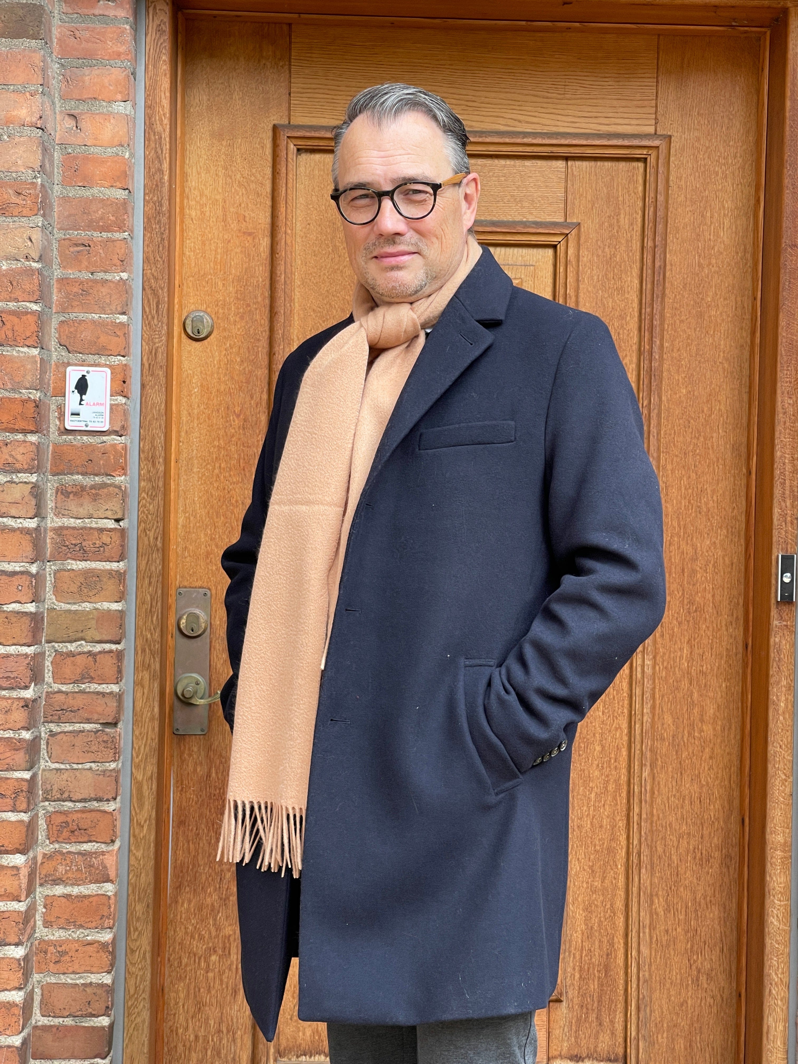 Halstørklæde i 100% Merinould - Camel (30 x 180 cm) Tørklæder og sjaler Uldplaiden