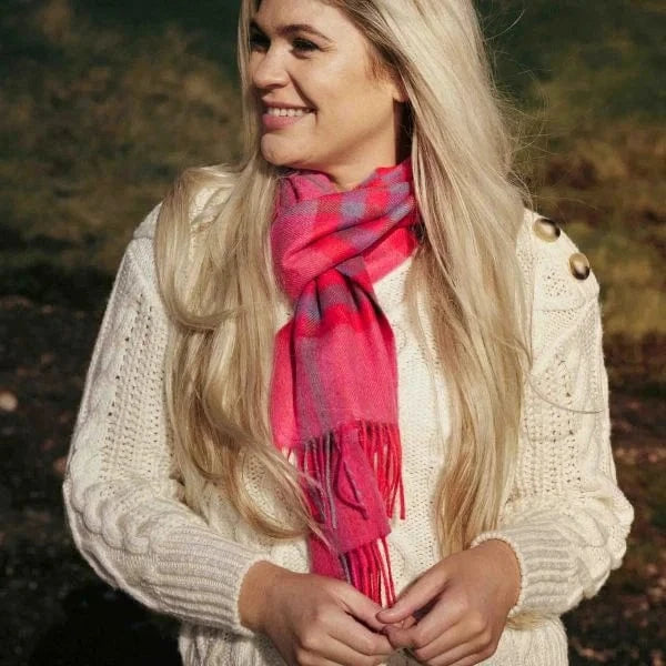 Halstørklæde i 100% Merinould - Pink, rød og lilla (30 x 180 cm) Tørklæder og sjaler Uldplaiden