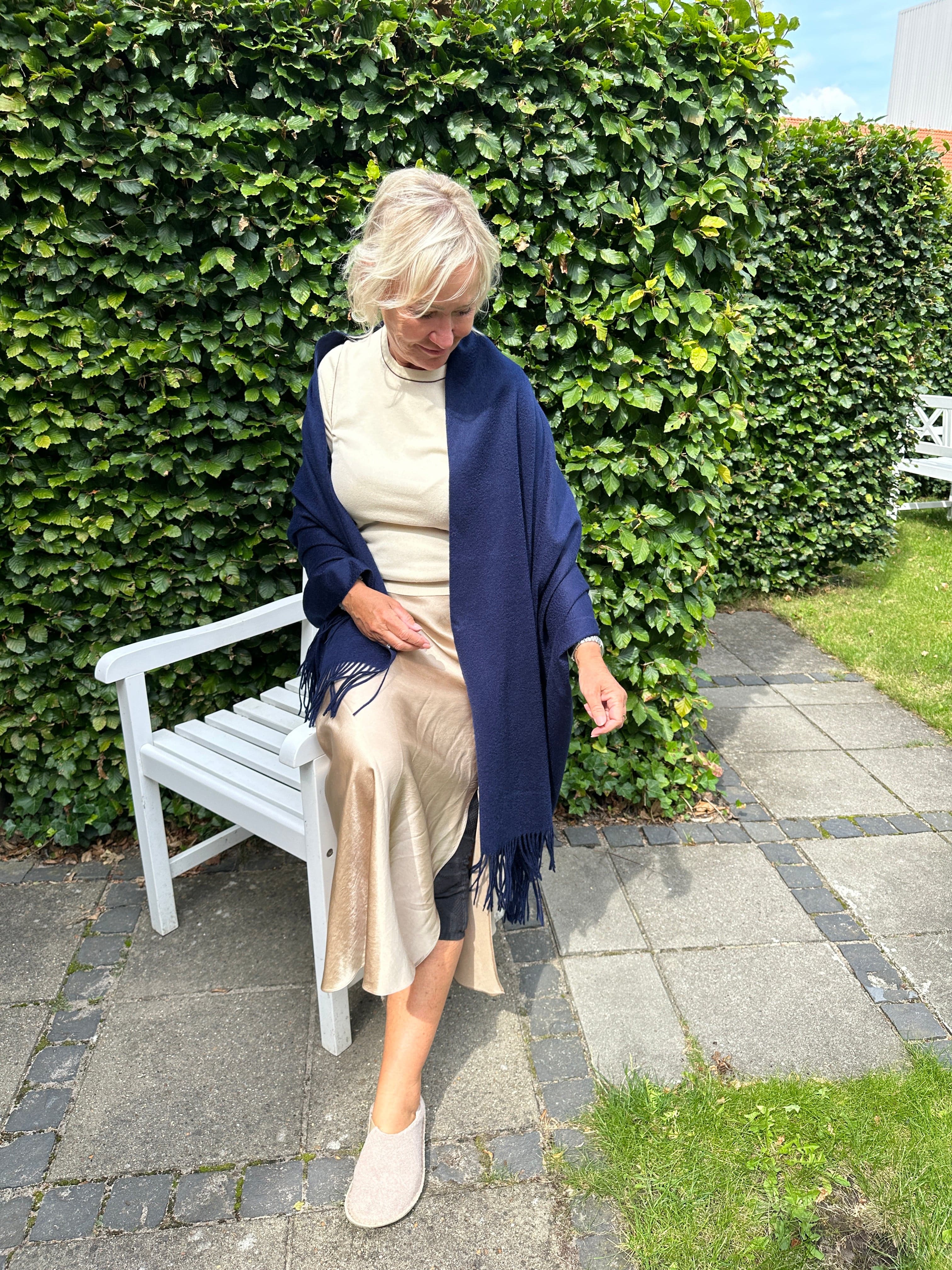 Sjal i 100% Cashmere - Navyblå (70x200 cm) Tørklæder og sjaler Uldplaiden