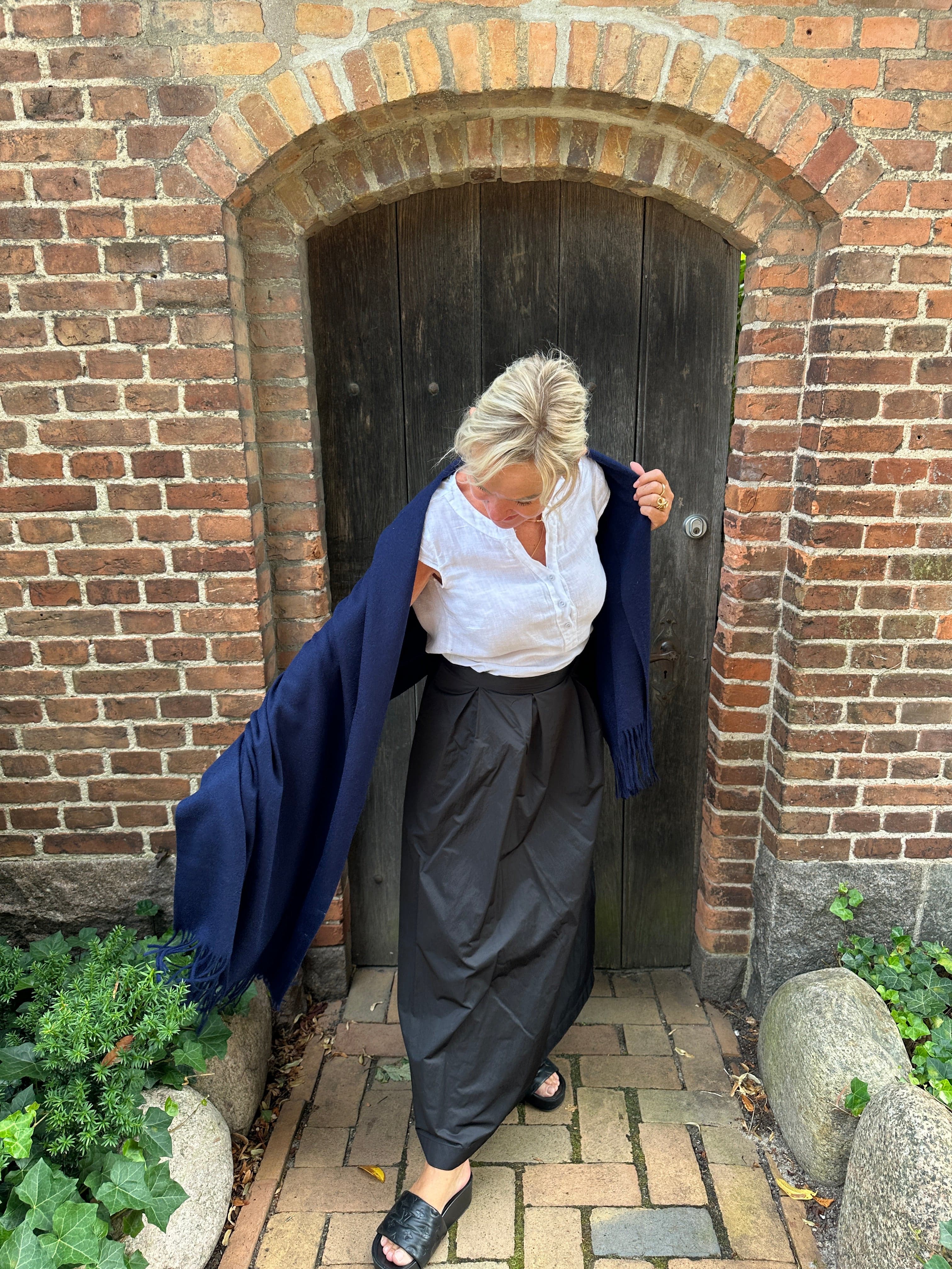 Sjal i 100% Cashmere - Navyblå (70x200 cm) Tørklæder og sjaler Uldplaiden