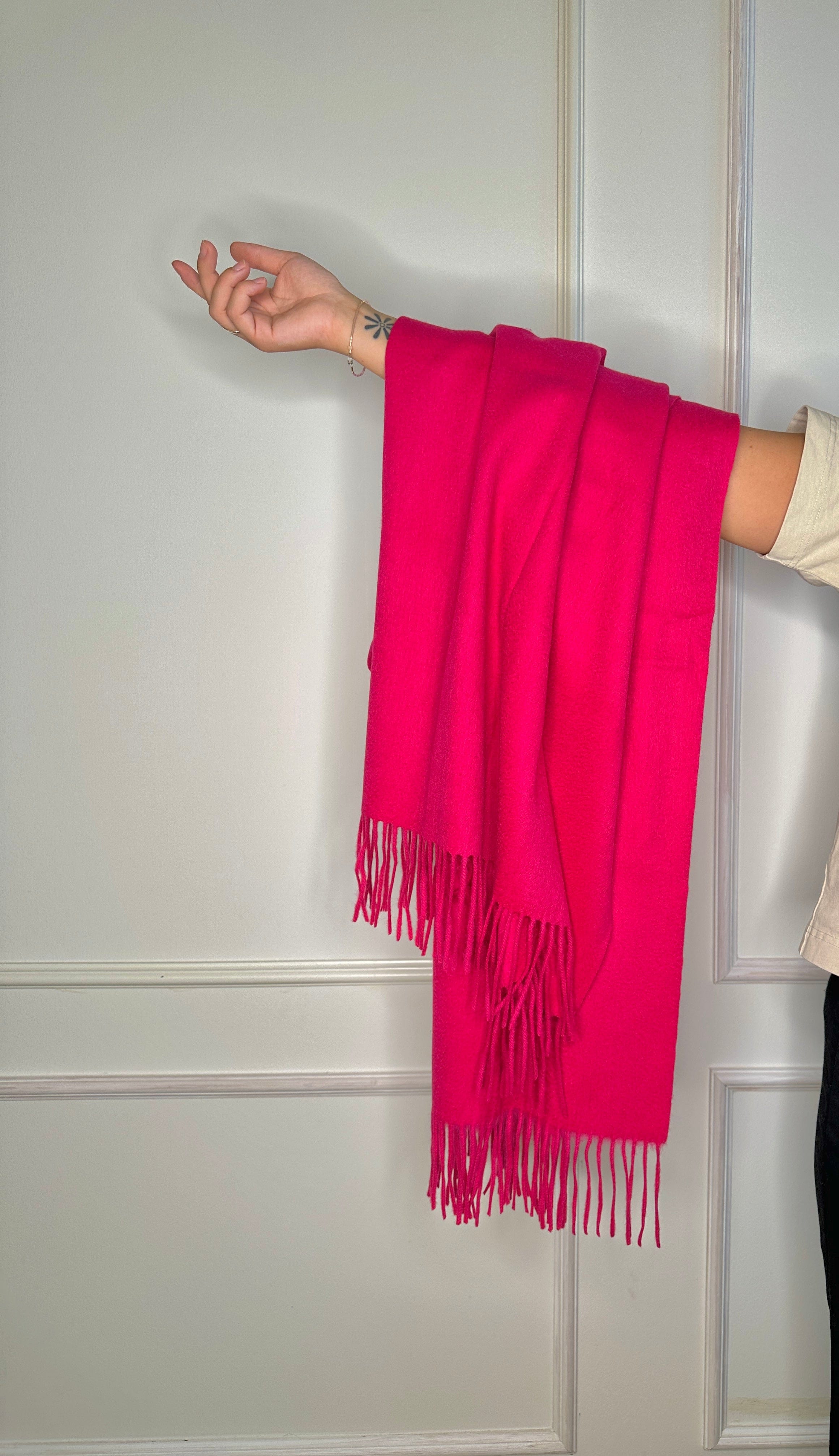 Sjal i 100% Merinould - Mørk cerise (70x200 cm) Tørklæder og sjaler Uldplaiden