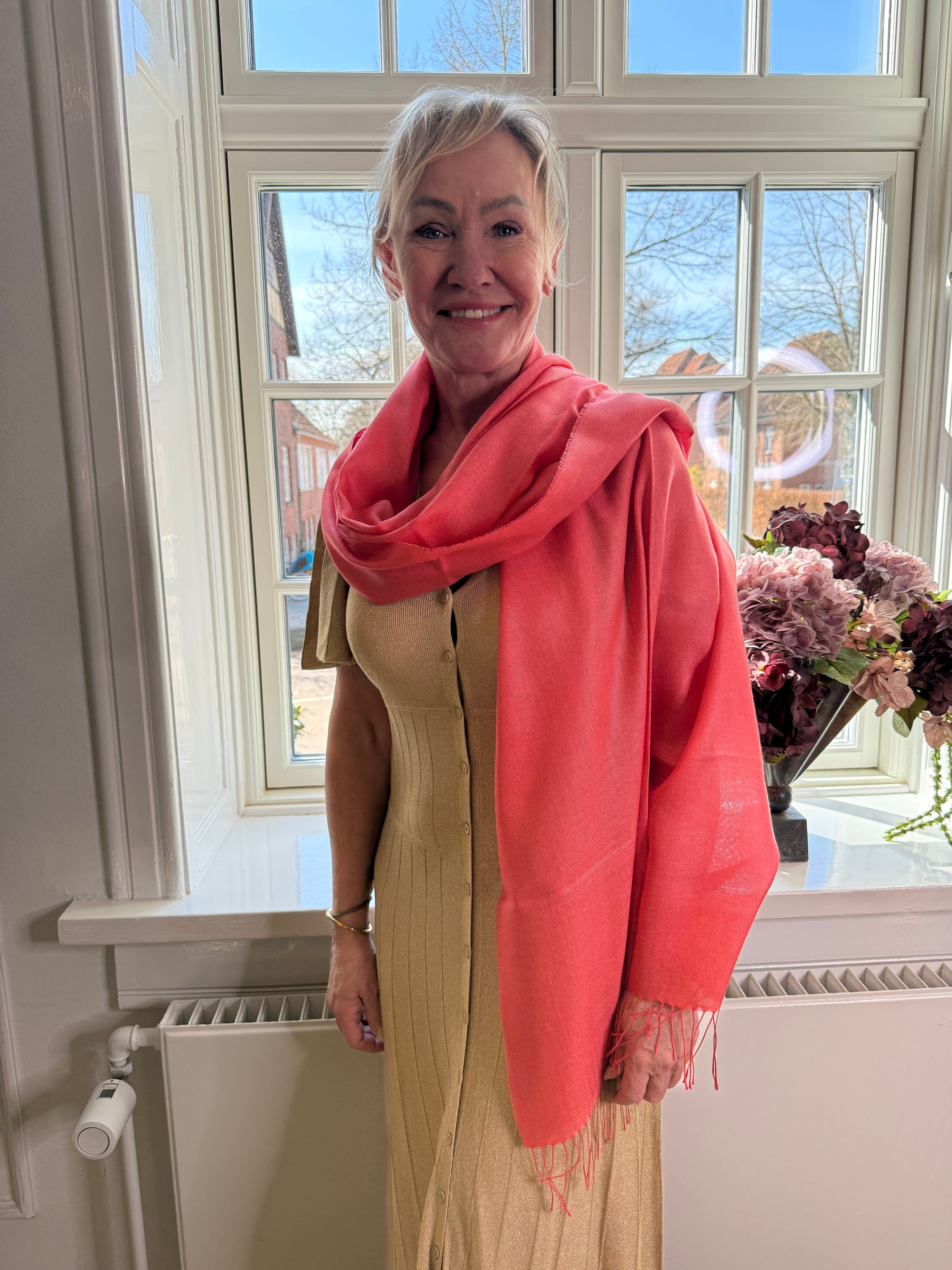 Sjal i 70% baby alpaca uld og 30% silke - Rosa Tørklæder og sjaler Uldplaiden