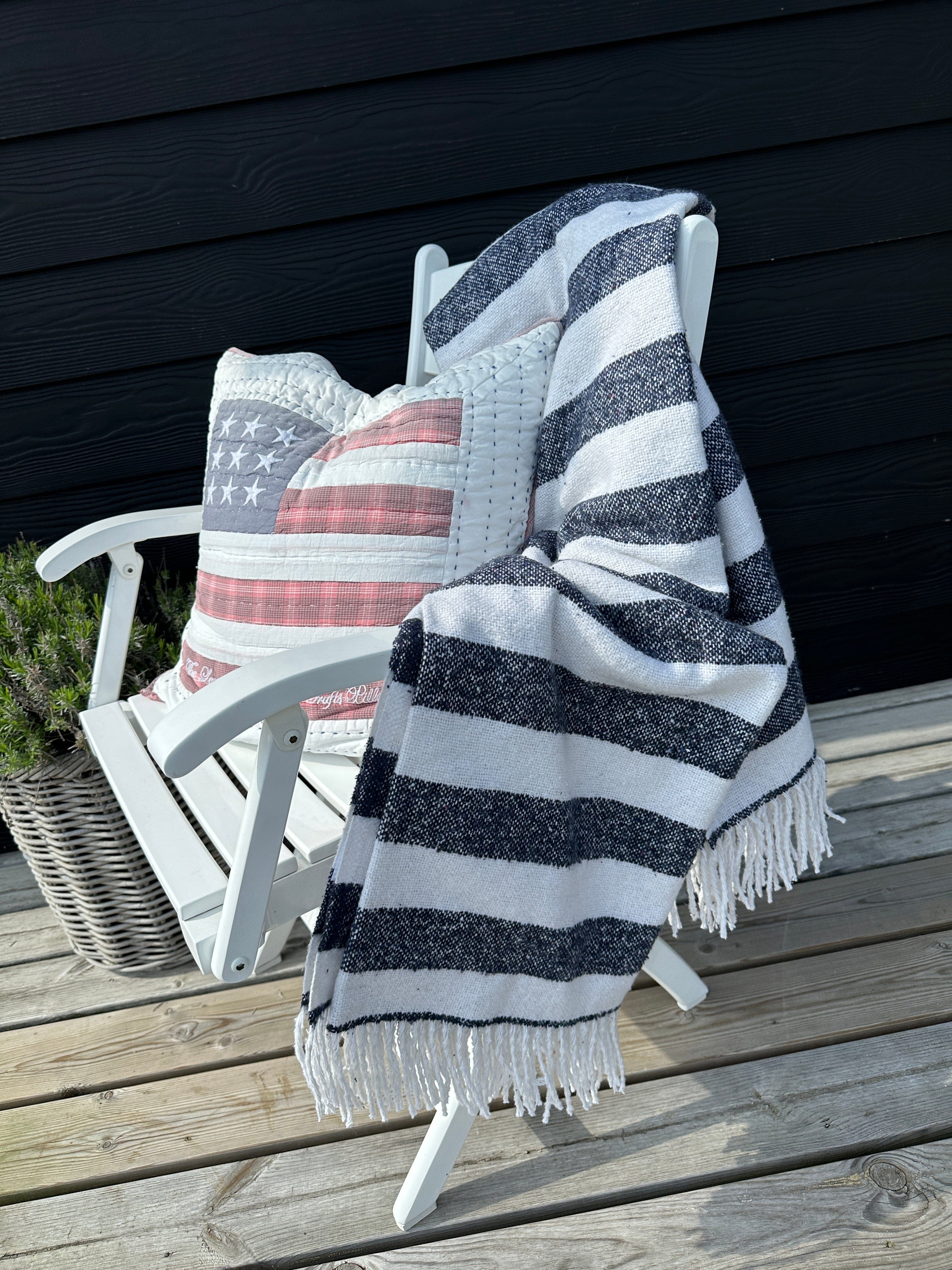 Hasmark Plaid i Havblå - 100% Recycled Uldplaid Uldplaiden