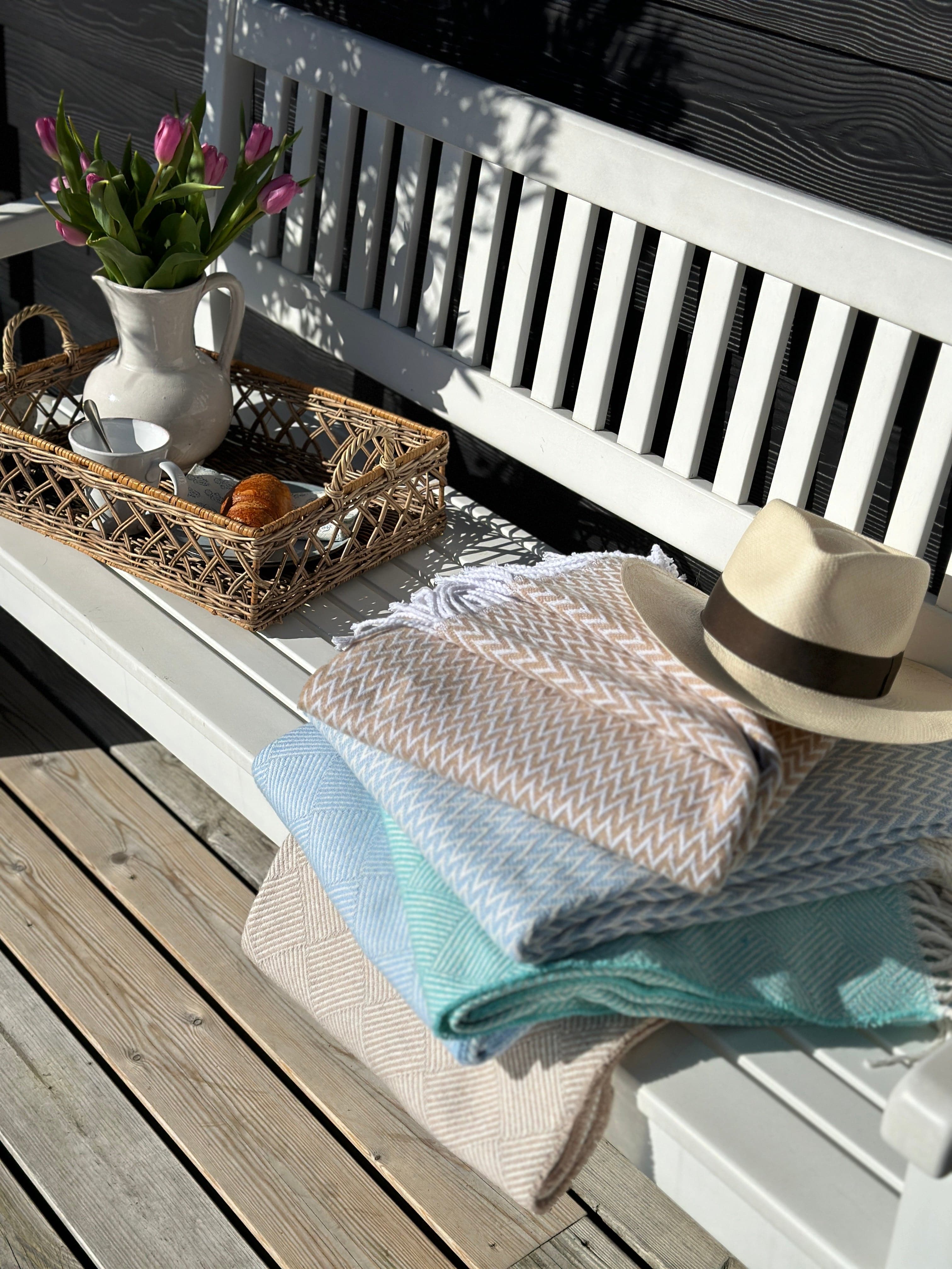 Recycled Bomuldsplaid - Aqua Grøn m. Tern (140x200 cm) Uldplaid Uldplaiden