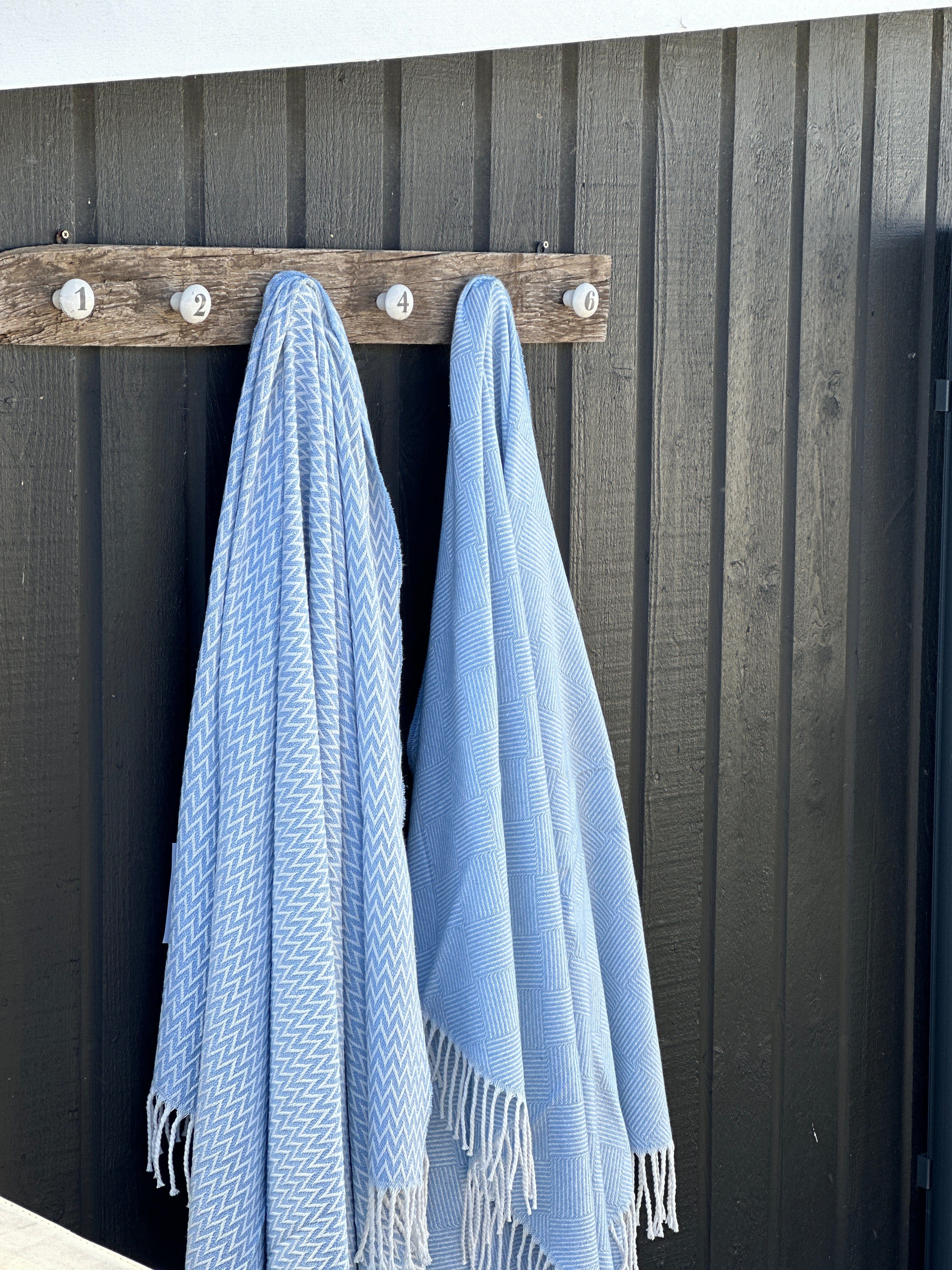 Recycled Bomuldsplaid - Lyseblå m. Zigzag (140x200 cm) Uldplaid Uldplaiden