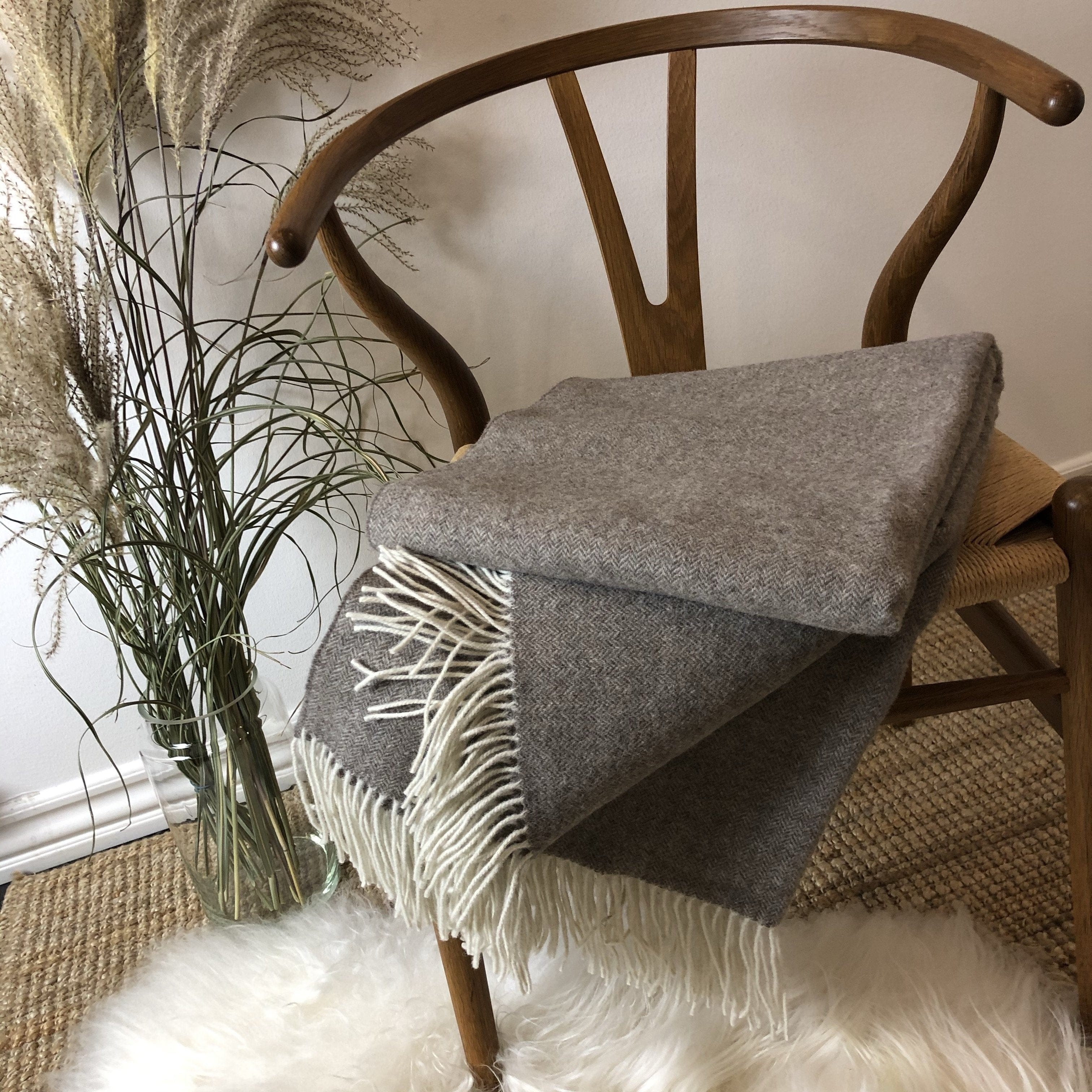 Uldplaid i 10% Cashmere - Lysbrun (140x200 cm) Uldplaid Uldplaiden