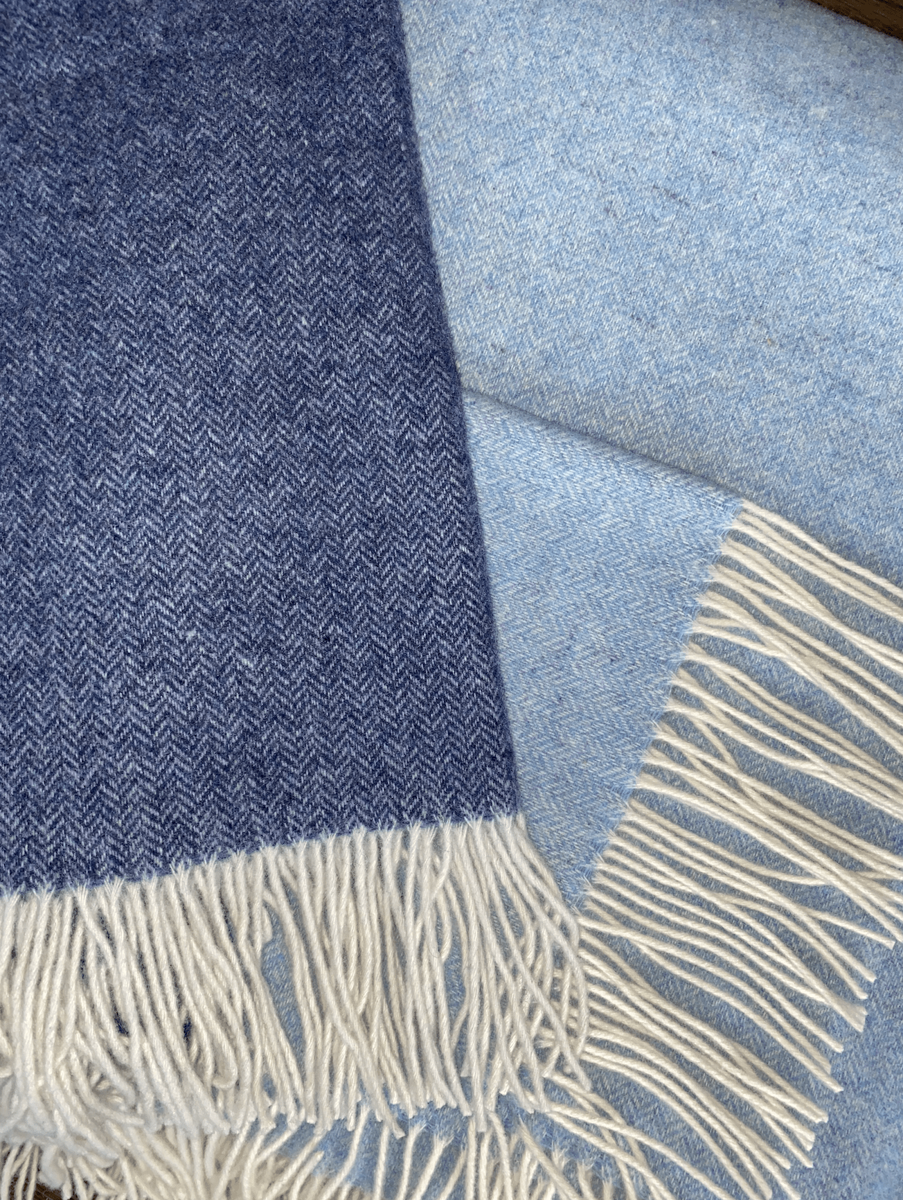 Uldplaid i 10% Cashmere - Lyseblå (140x200 cm) Uldplaid Uldplaiden