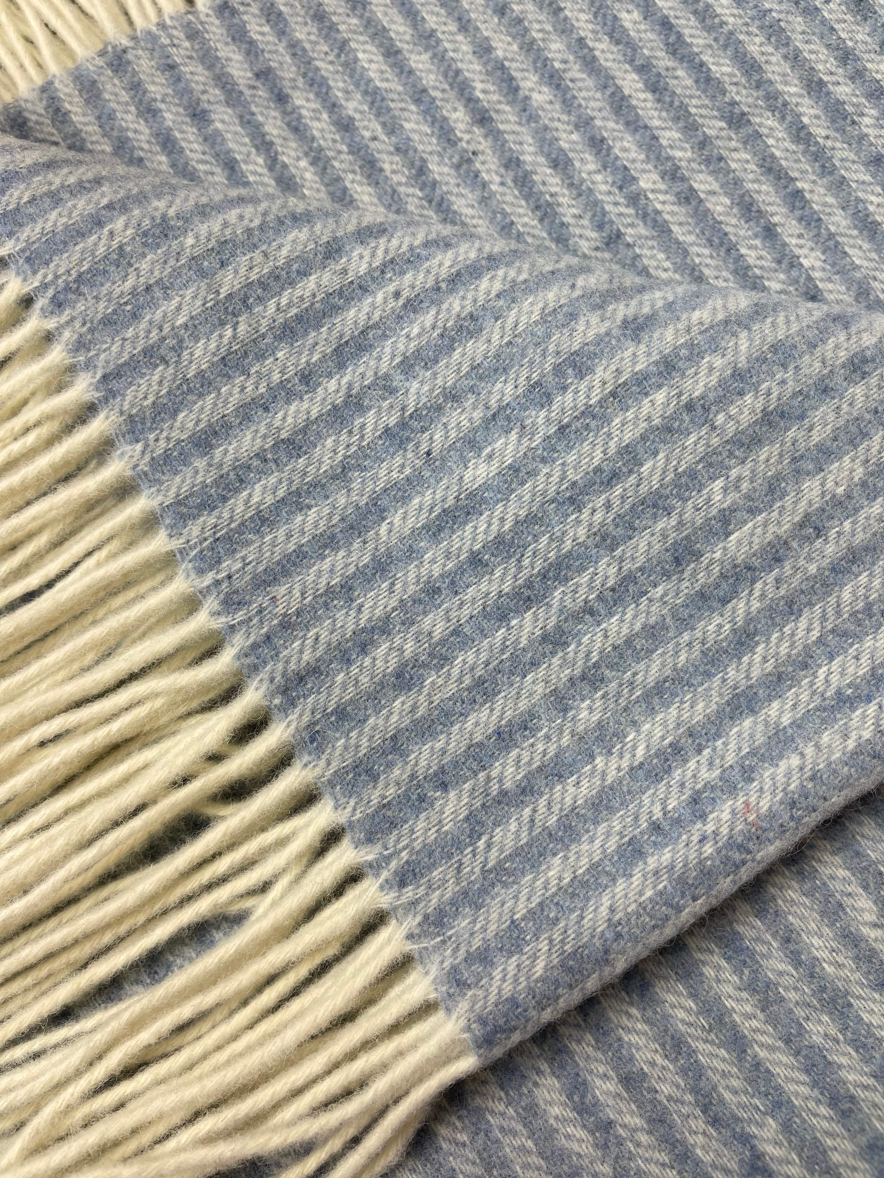 Uldplaid i 10% Cashmere - Lyseblå m. Striber (140x200 cm) Uldplaid Uldplaiden