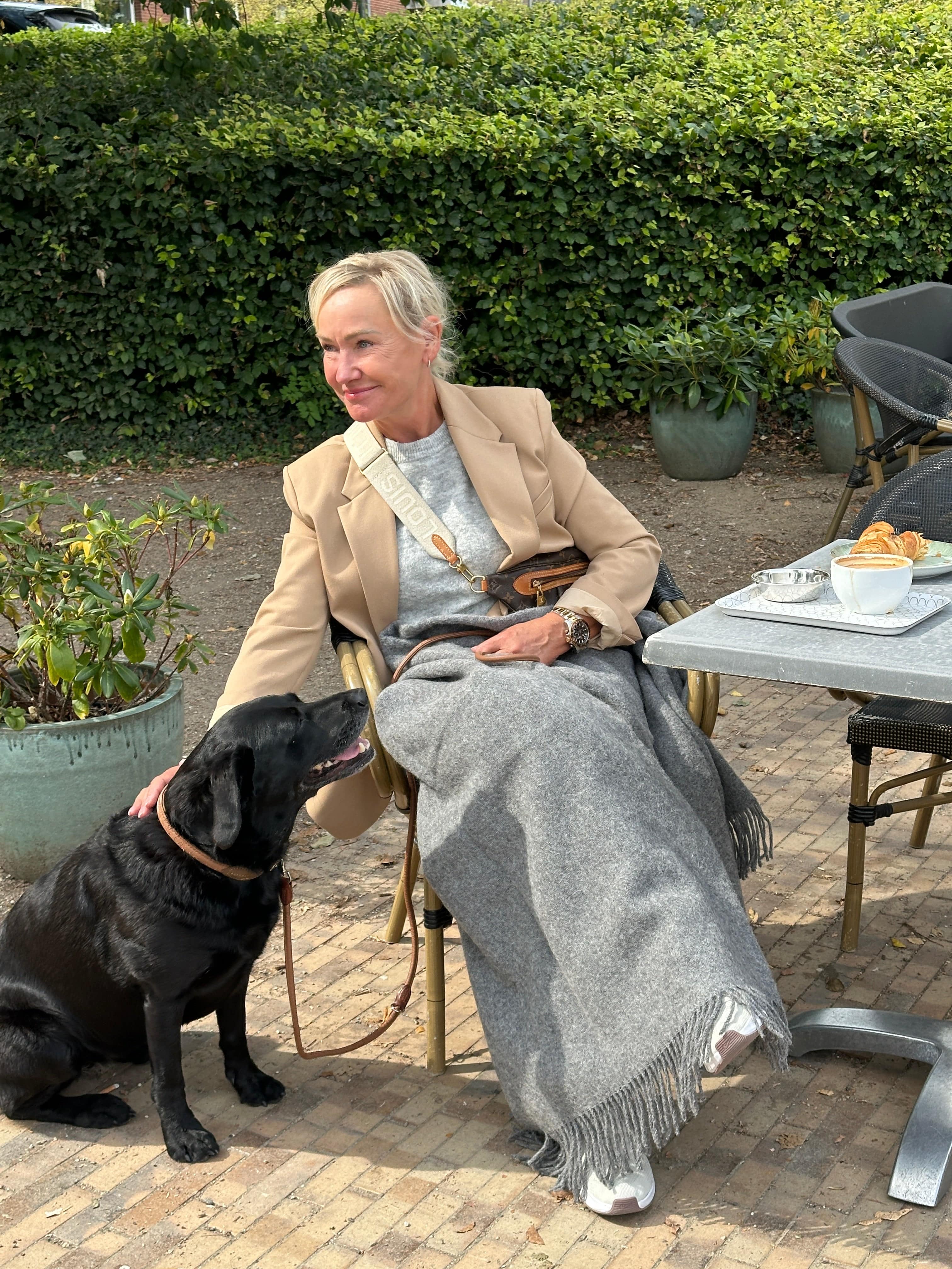 Uldplaid i 100% uld - Grå Melange (140x200 cm) Uldplaid Uldplaiden