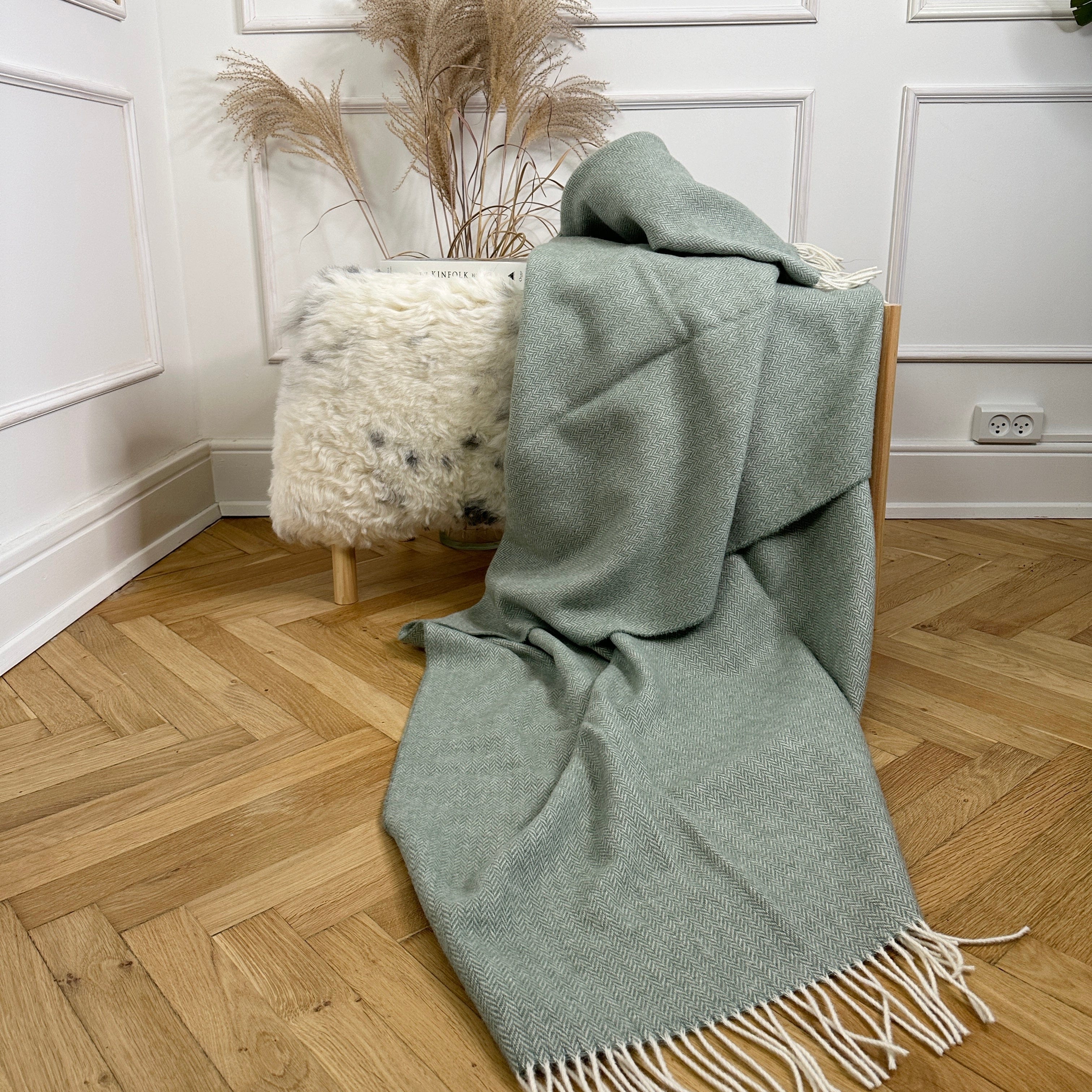 Uldplaid i 100% uld - Grøn m. sildebensmønster (140x200 cm) Uldplaid Uldplaiden