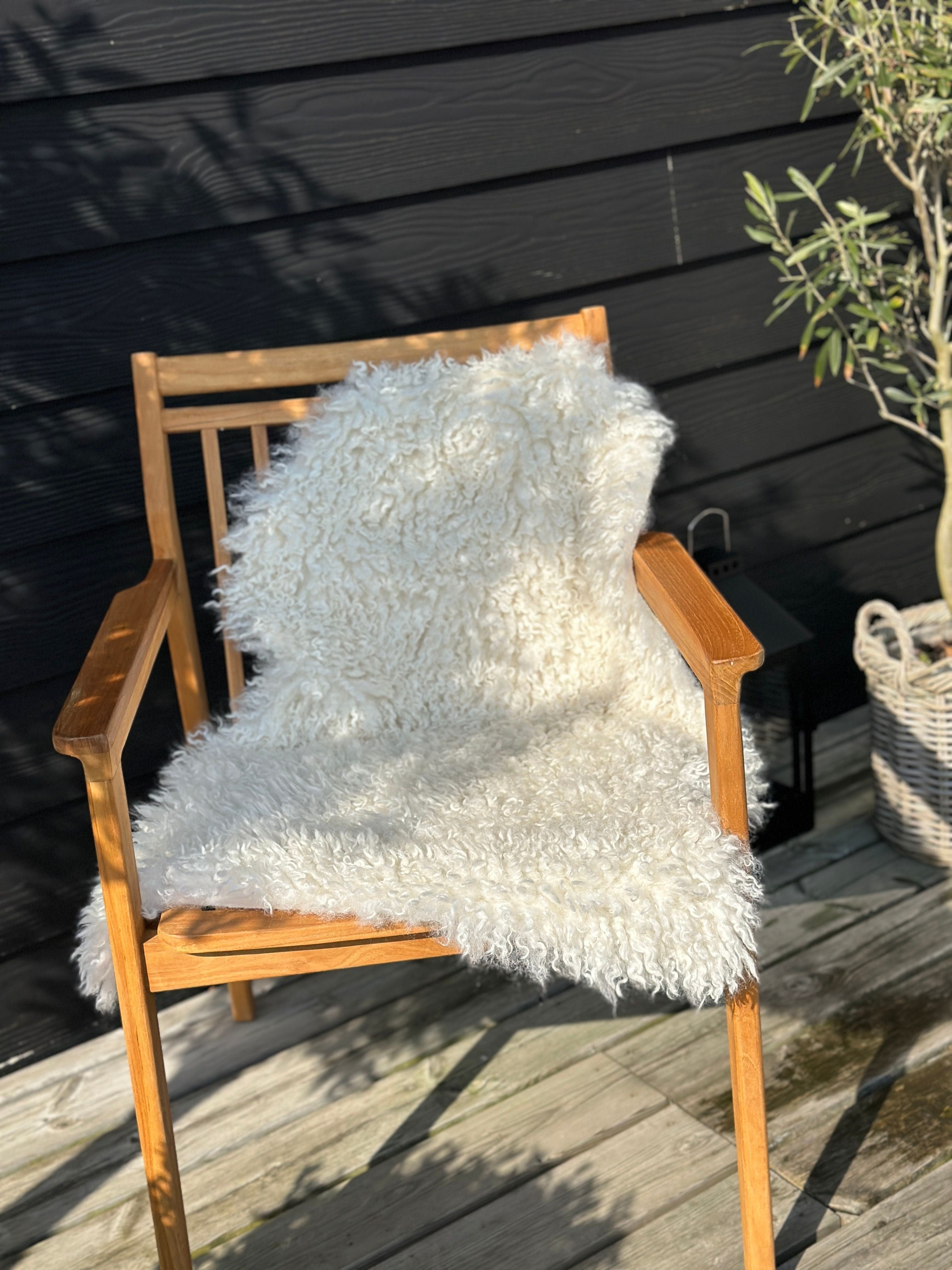 Imiteret krøllet lammeskind - lys beige Lammeskind Lammeskind