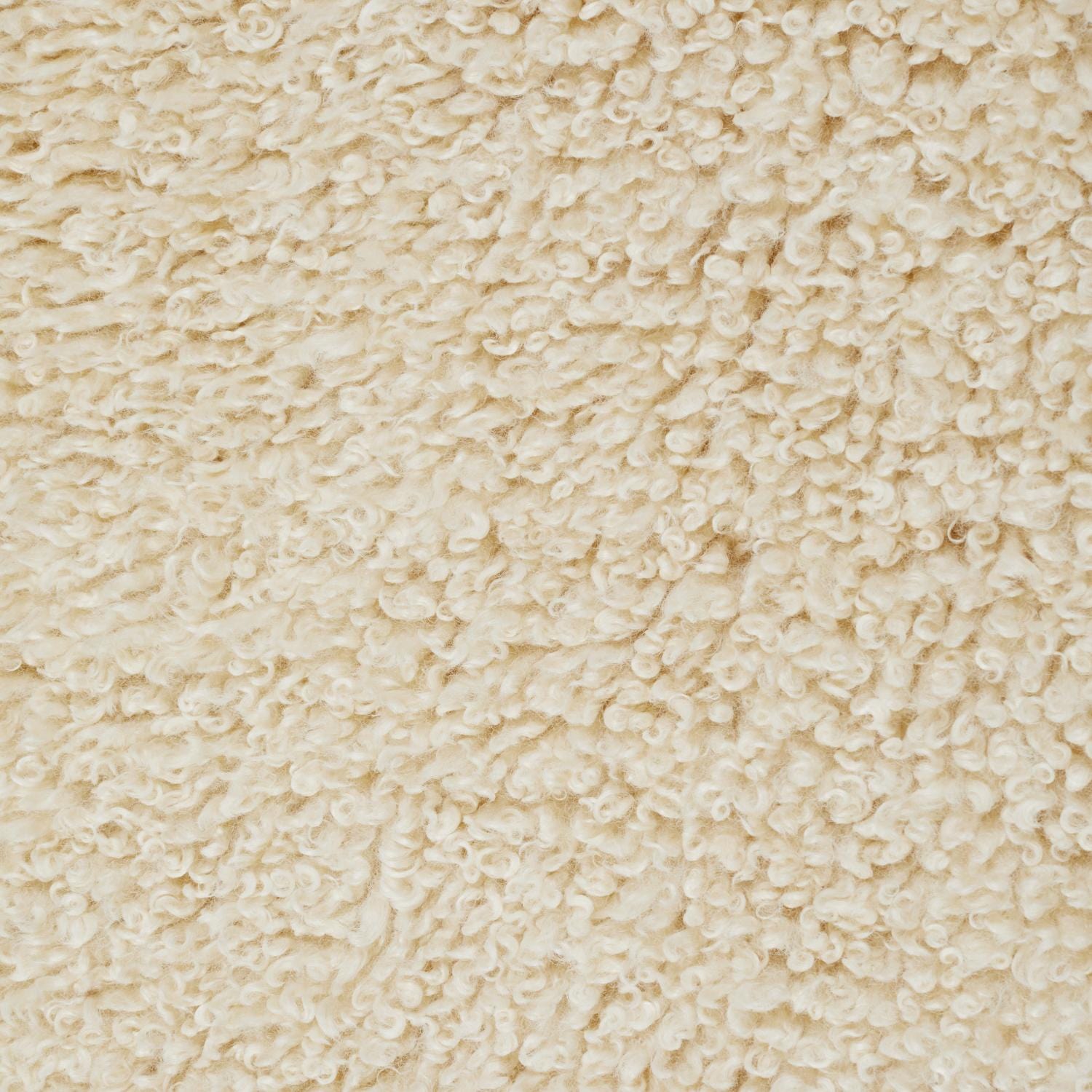 Imiteret krøllet lammeskind - lys beige Lammeskind Lammeskind