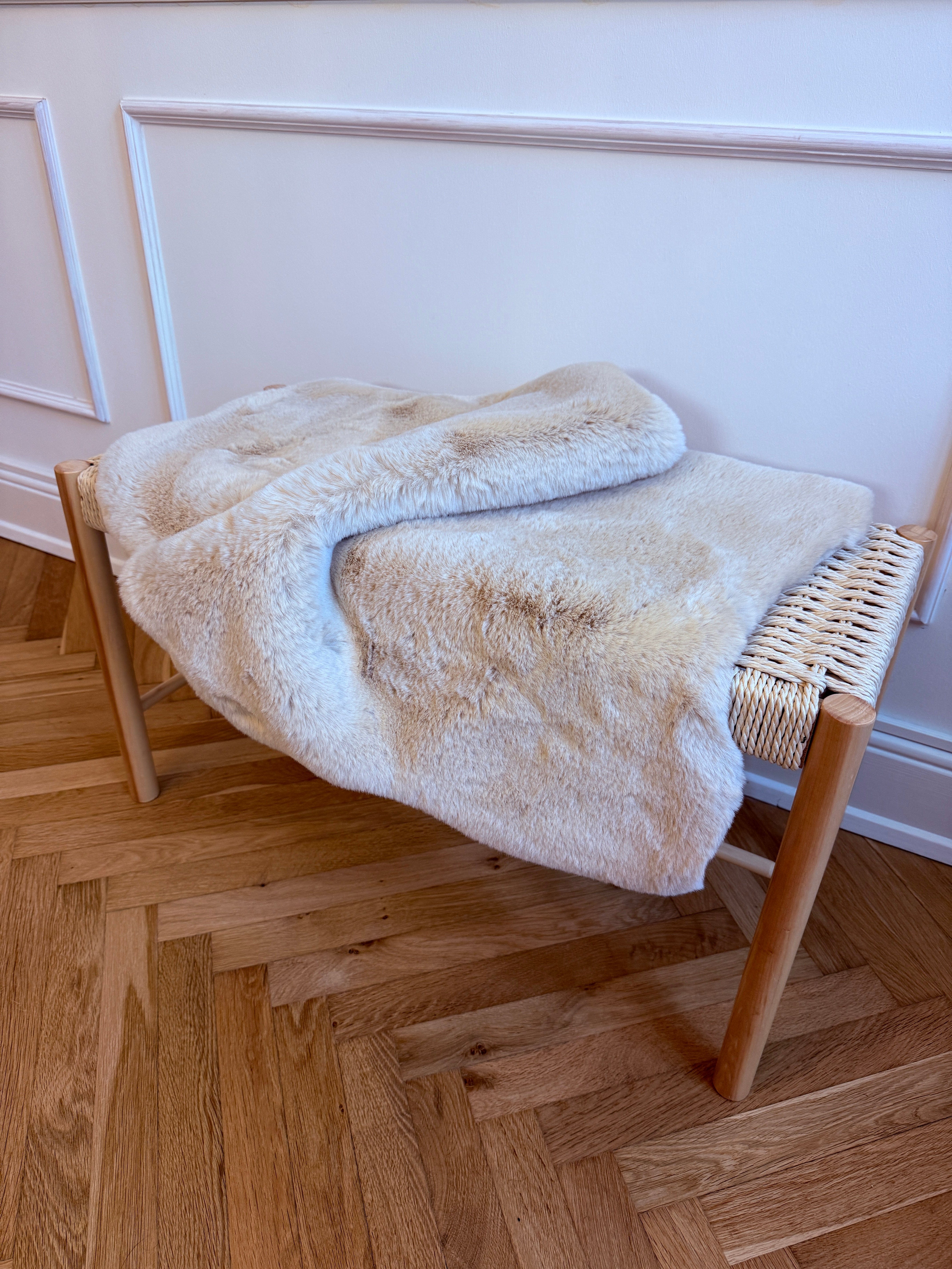 Imiteret lammeskind - Beige Lammeskind OtherStuff