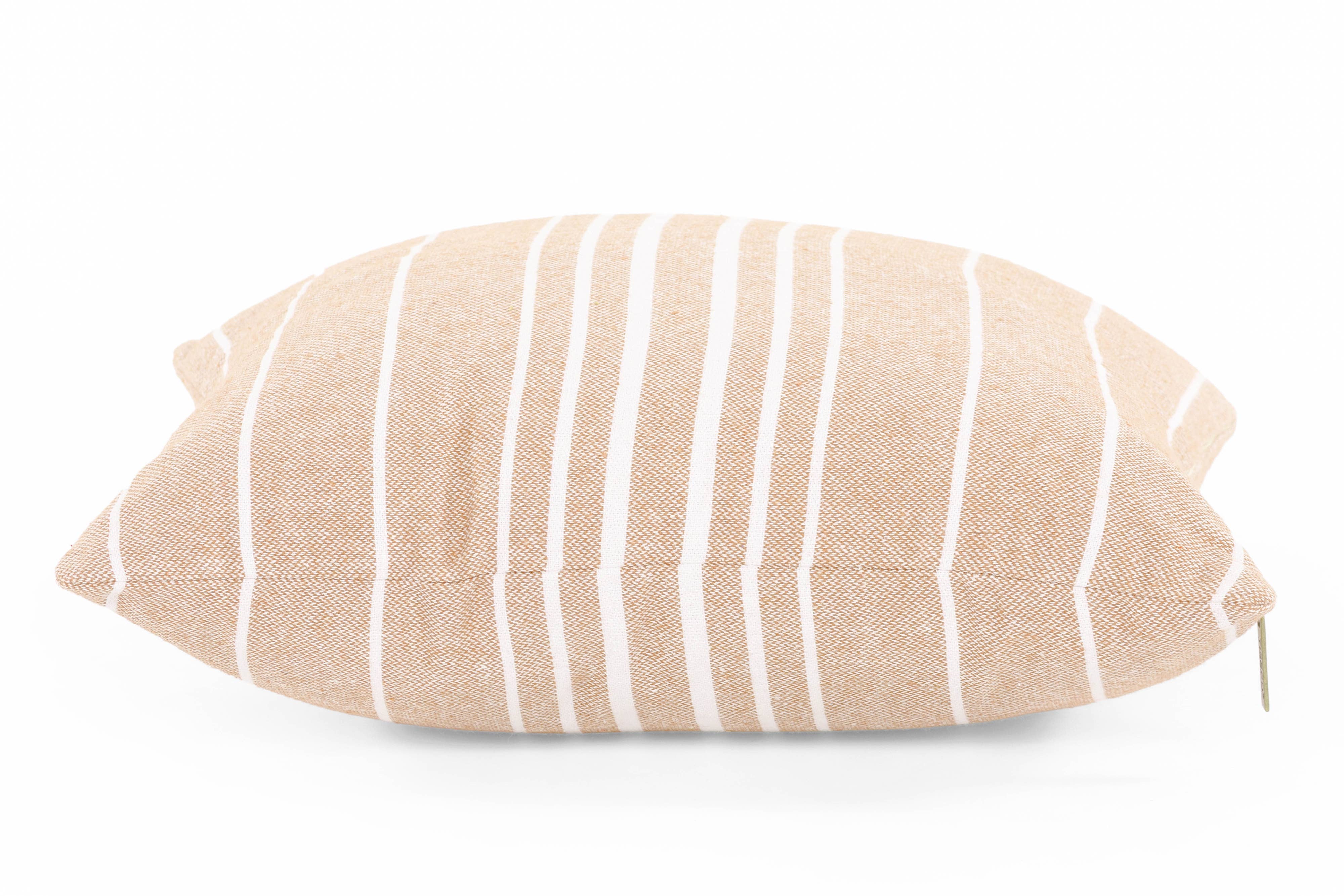 Pyntepude (fyldt) SOLENE - 45x45 cm: Sand Tiseco
