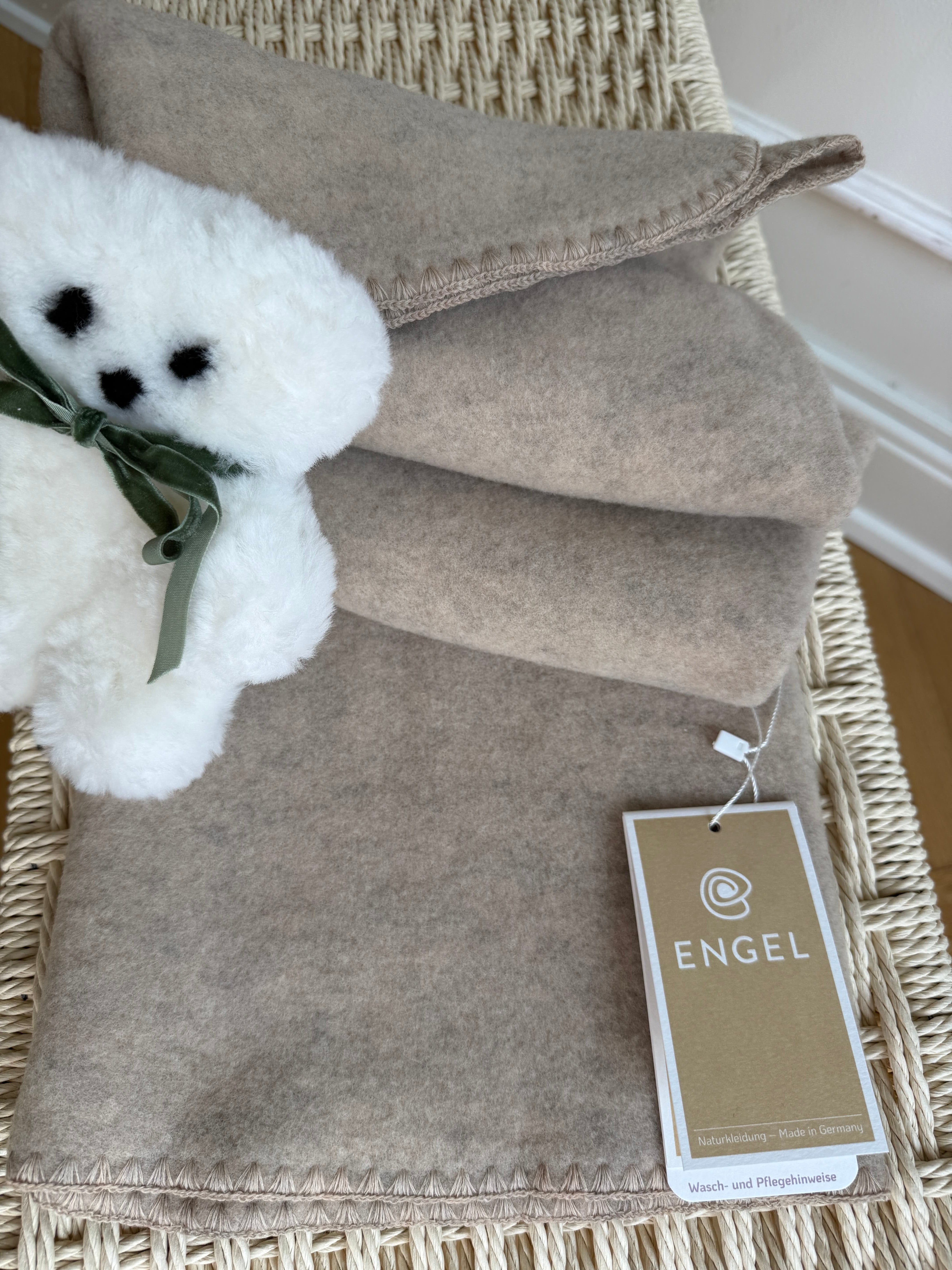 Babyplaid i Merinould - Sand melange Uldplaiden.dk