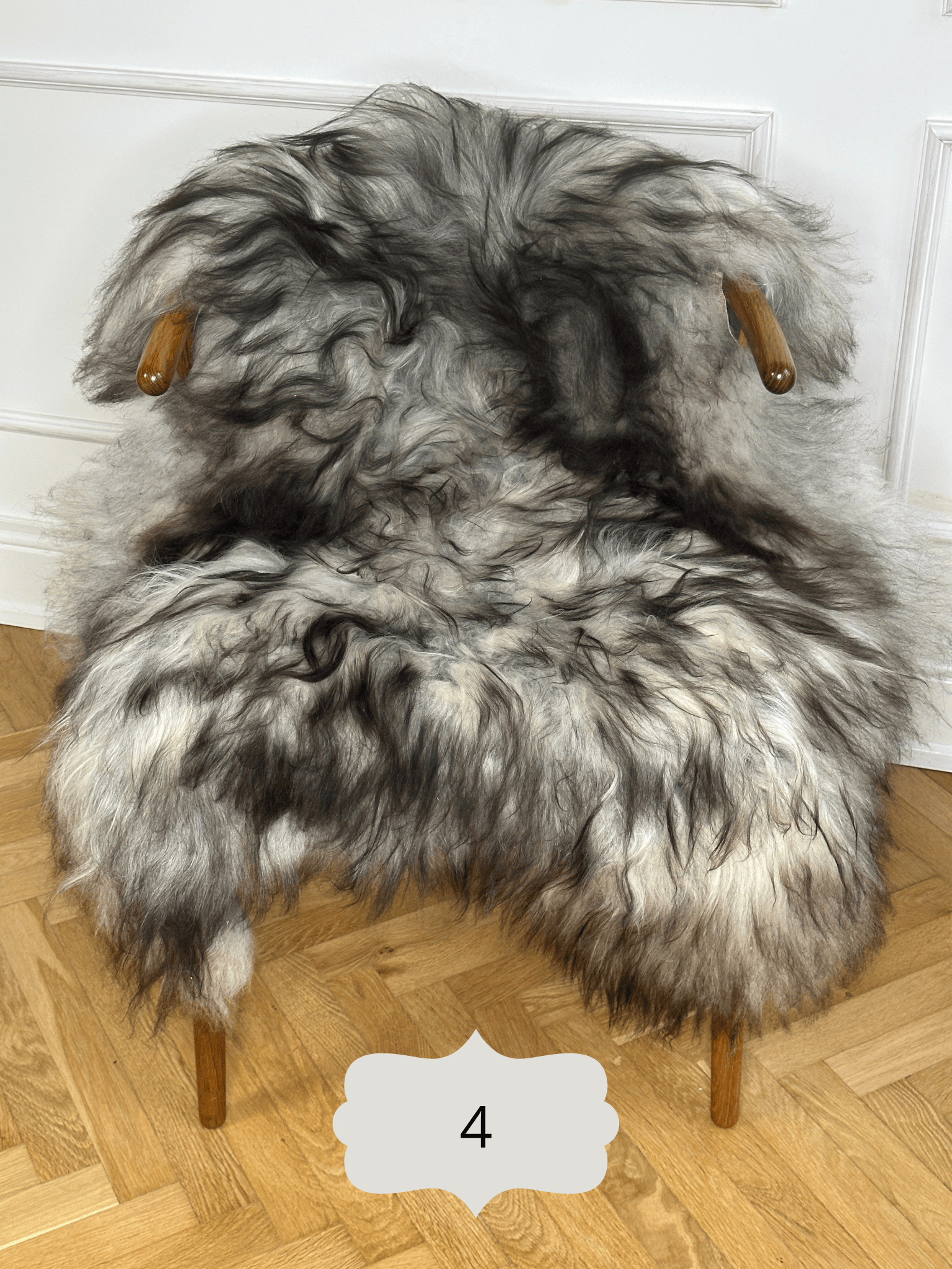 Langhåret lammeskind - Naturlig grå Uldplaiden.dk