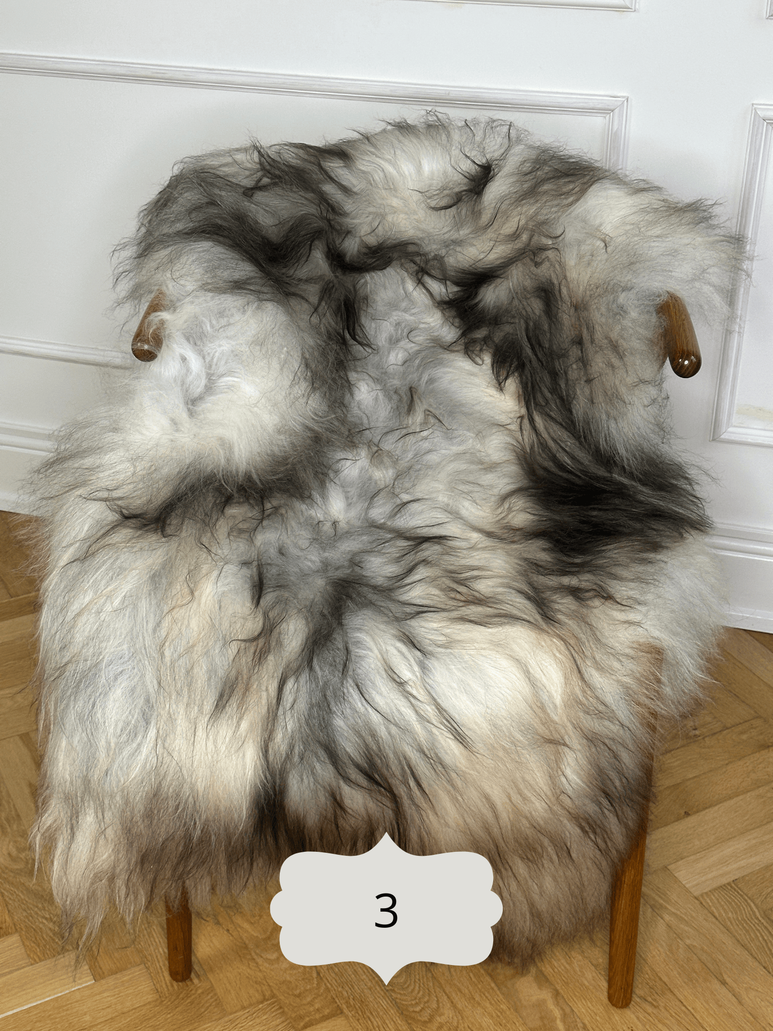 Langhåret lammeskind - Naturlig grå Uldplaiden.dk