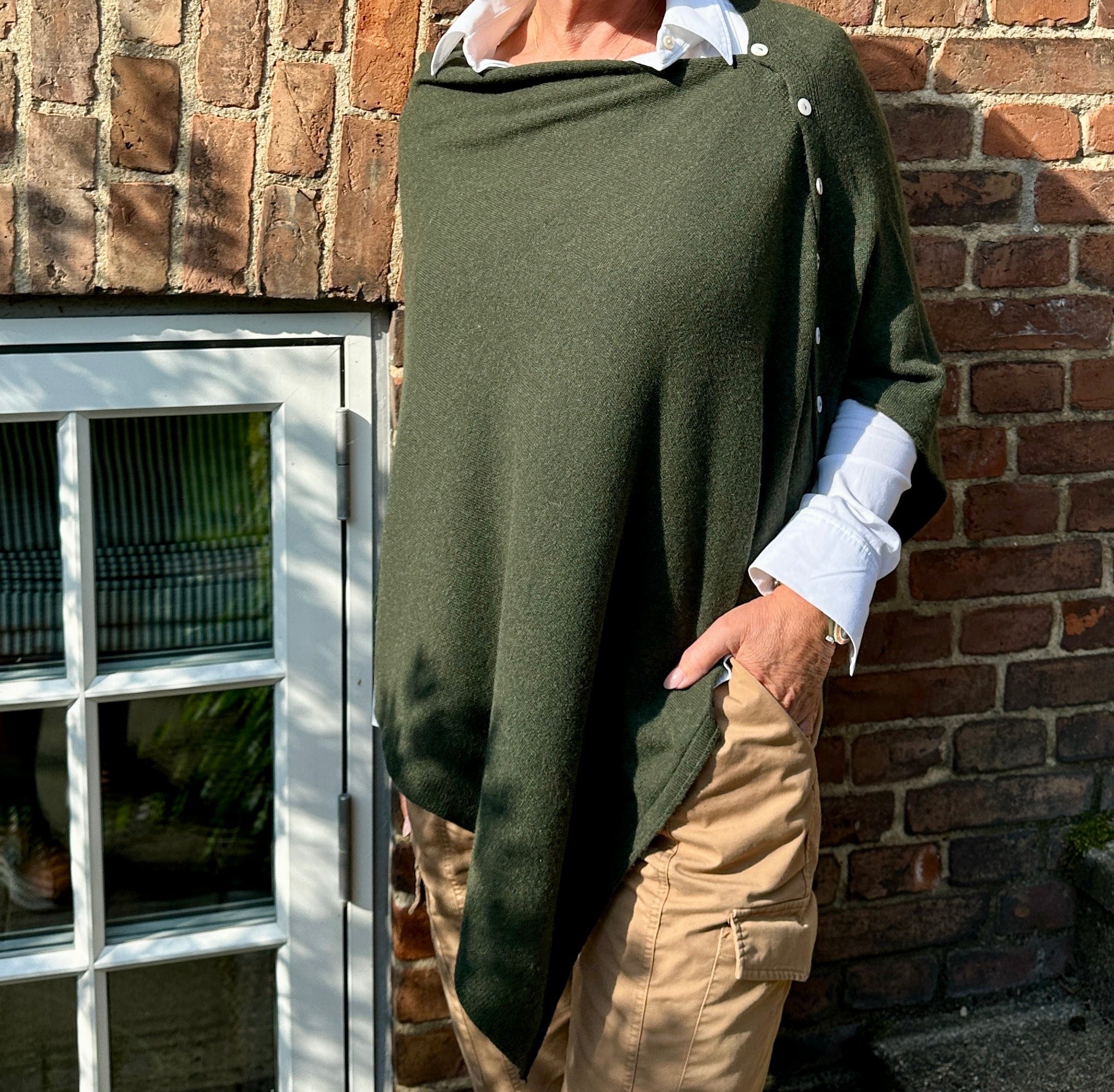 Poncho i 10% Cashmere - Mørkegrøn Uldplaiden.dk