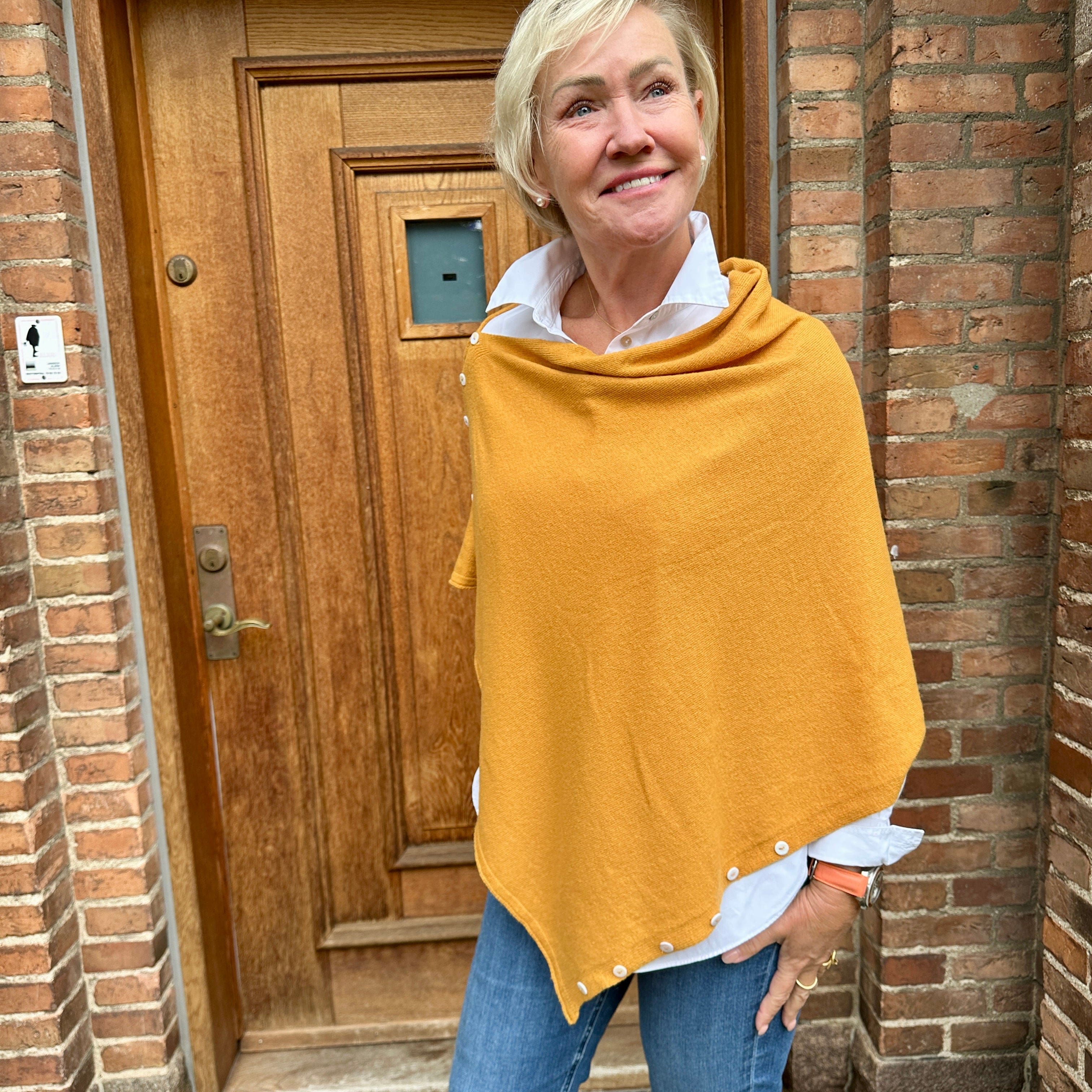 Poncho i 10% Cashmere - Mustard Uldplaiden.dk