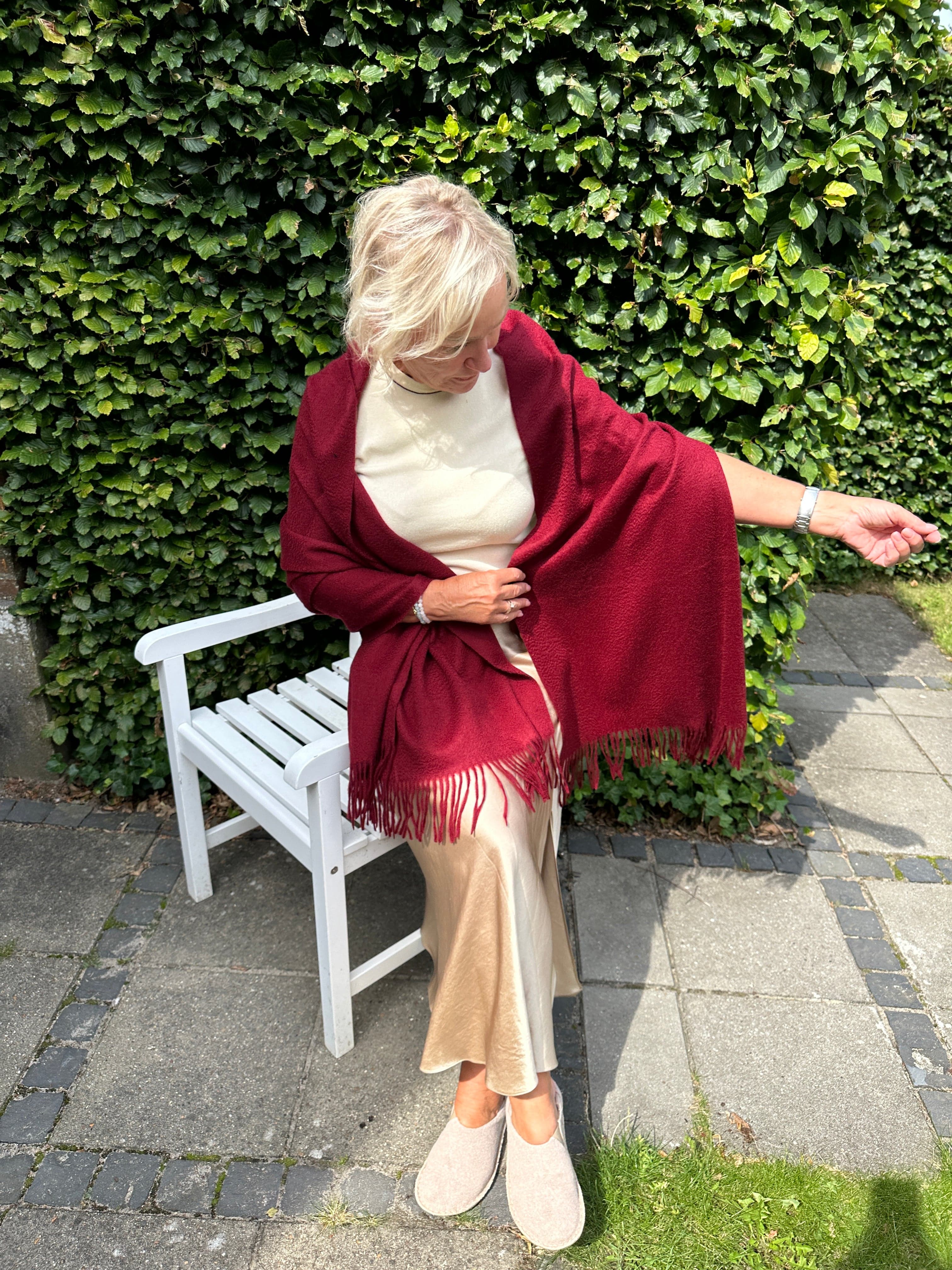 Sjal i 100% Cashmere - vinrød (70x200 cm) Tørklæder og sjaler Uldplaiden
