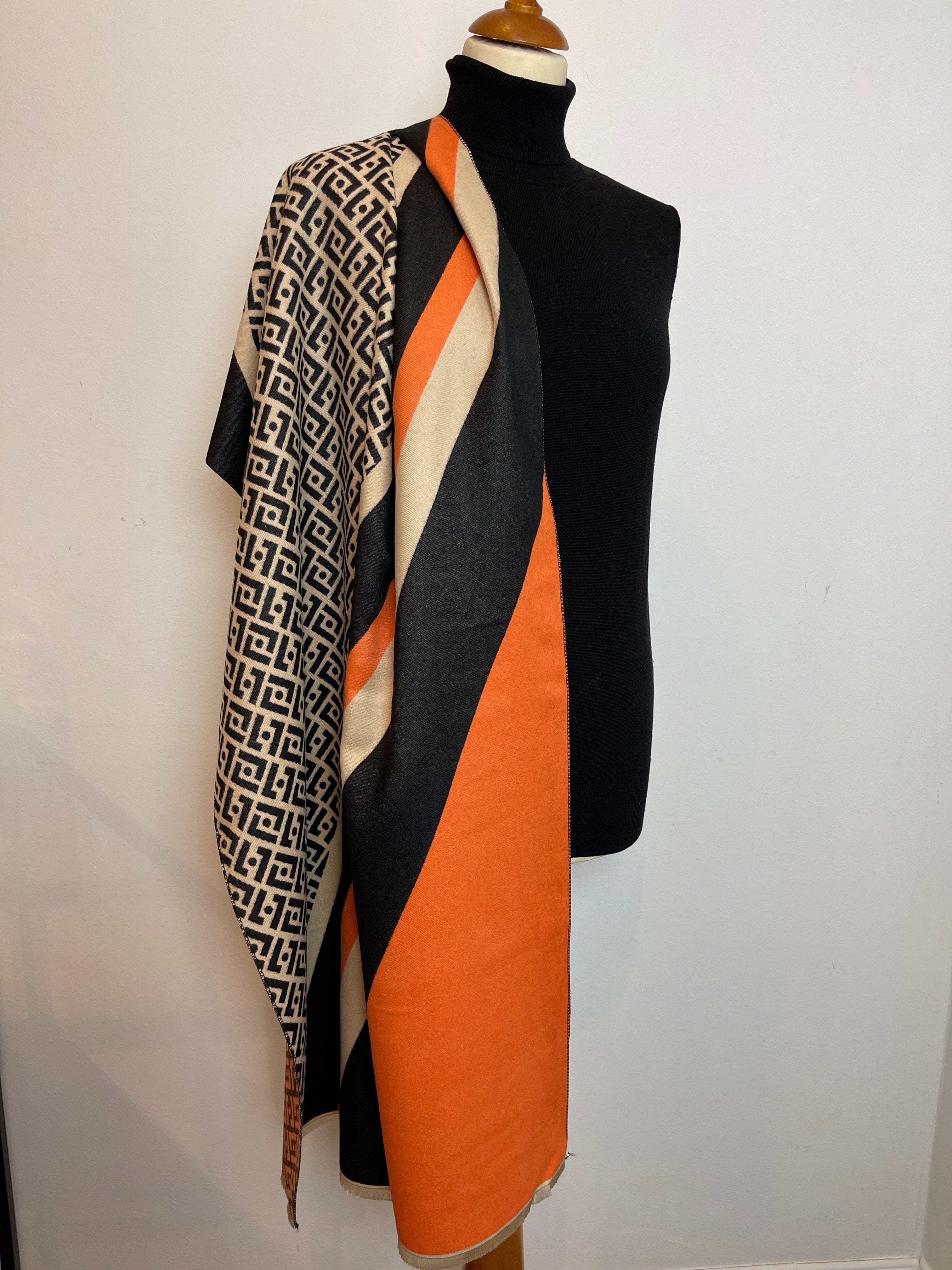 Sjal - Orange, Sort og Lys Beige (180x65 cm) Tørklæder Uldplaiden