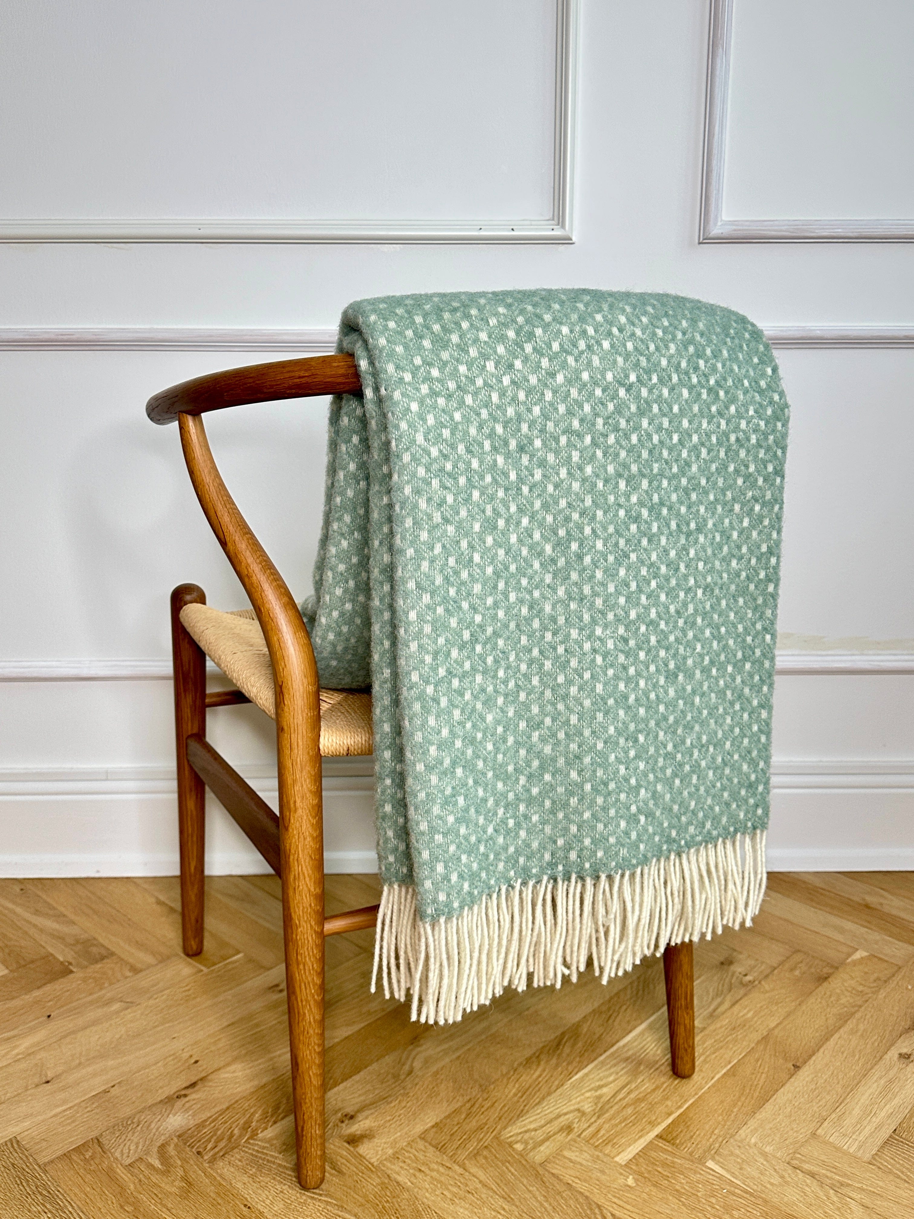 Uldplaid i 100% uld -  Dobbeltsidet Smoke Grøn Melange (140x200 cm) Uldplaid Uldplaiden