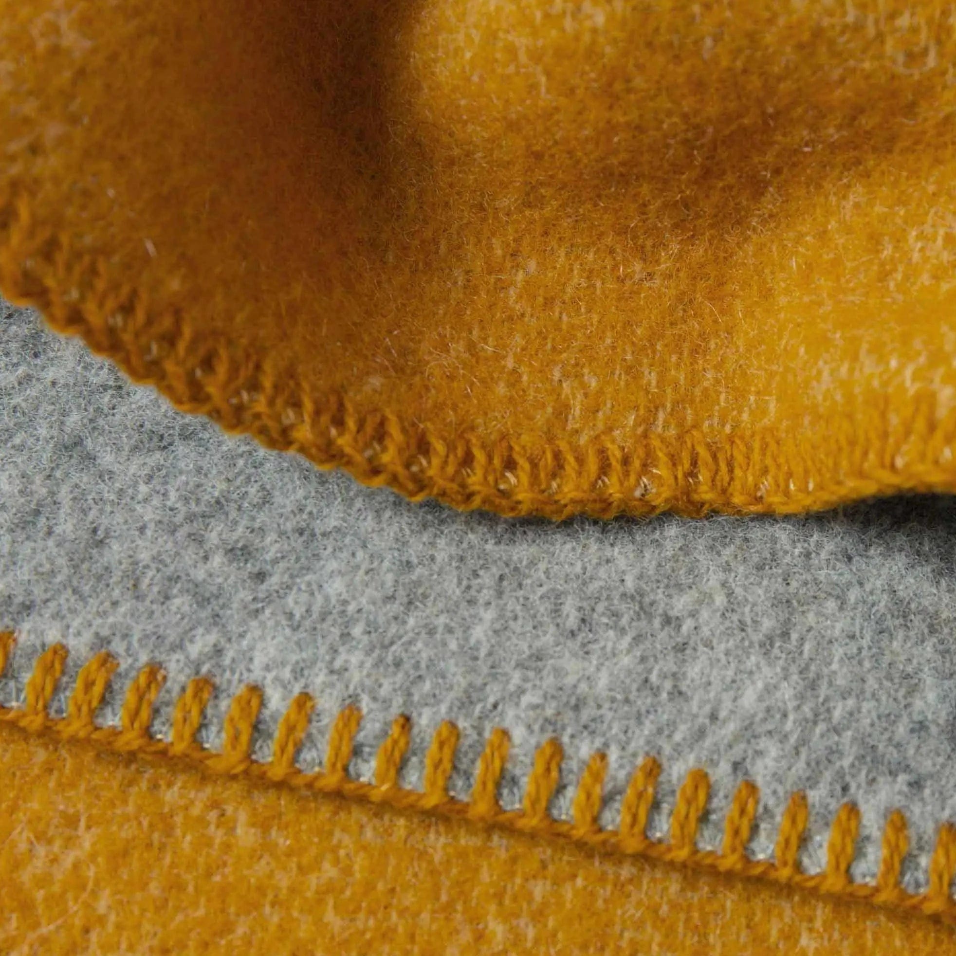 Uldplaid i 100% uld - Mustard/ grå (140x200 cm) Uldplaid Uldplaiden